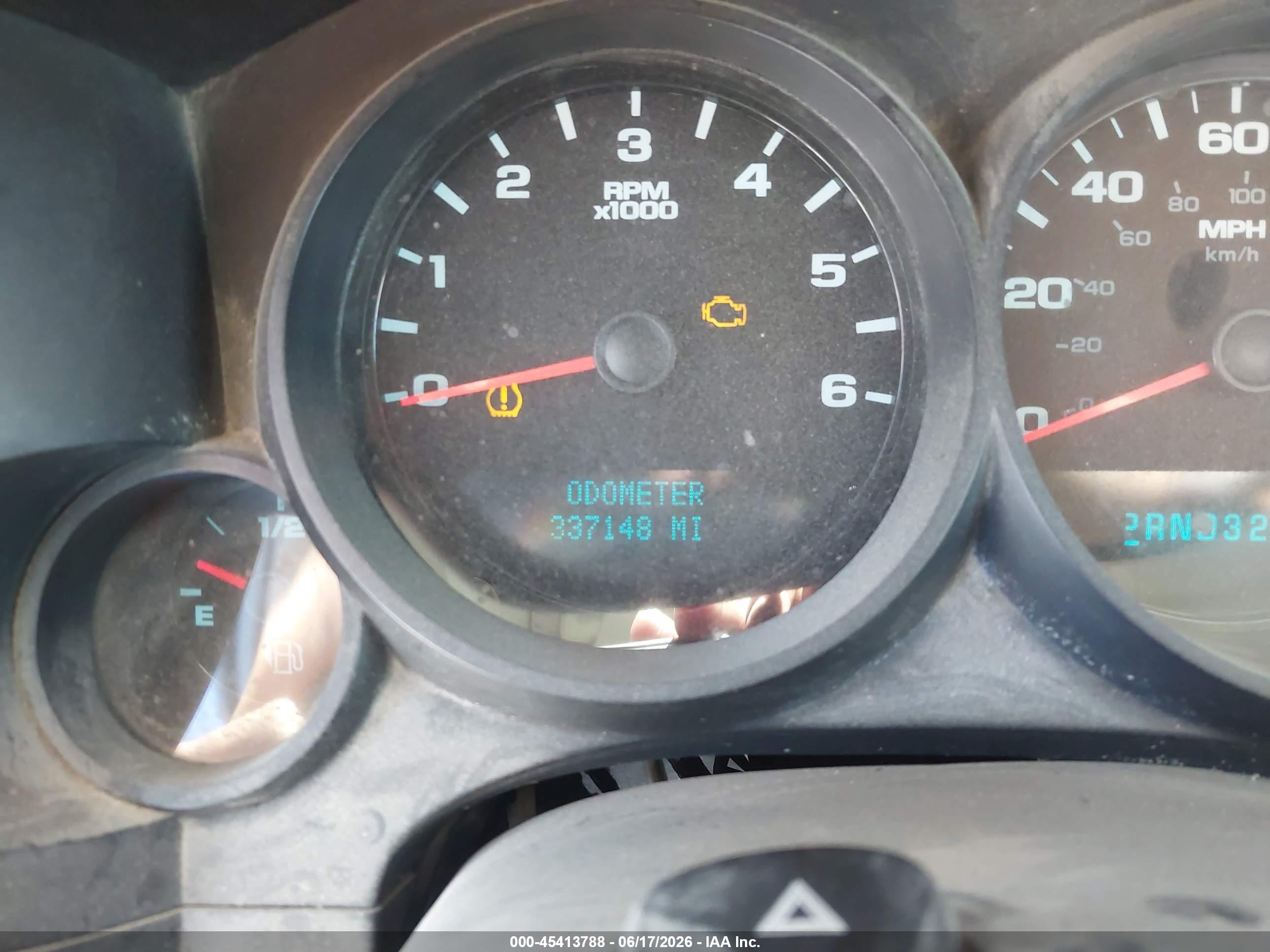 2008 Chevrolet Silverado 1500 Work Truck Gray vin: 1GCEC14X88Z115401