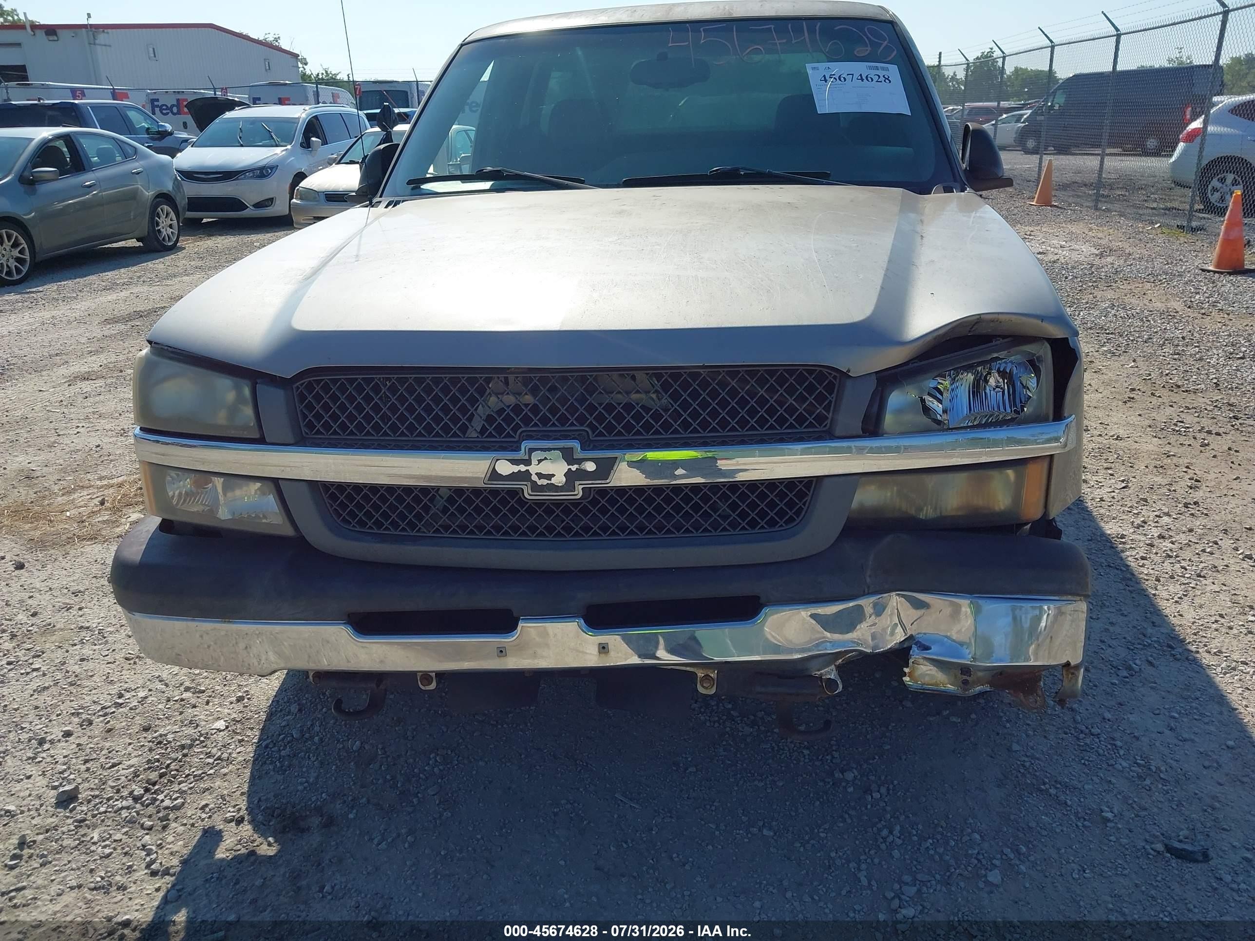 2003 Chevrolet Silverado 1500 Work Truck Серебряный vin: 1GCEC14X93Z133902