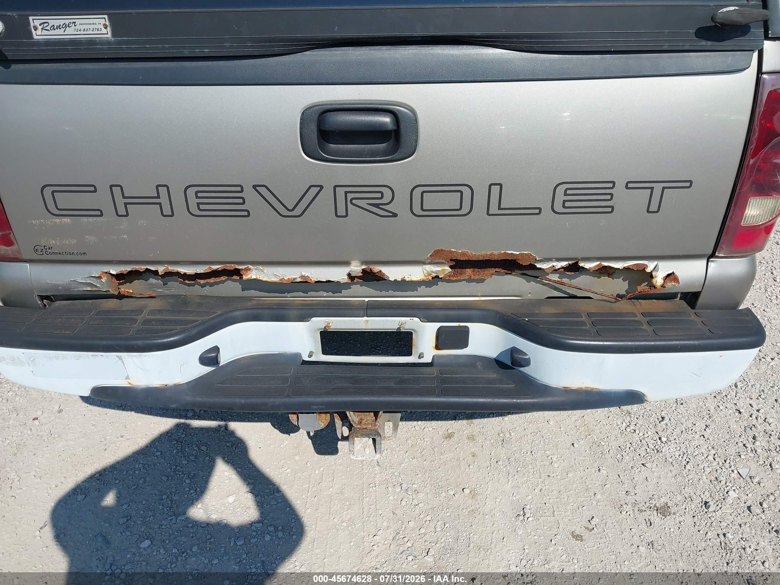 2003 Chevrolet Silverado 1500 Work Truck Серебряный vin: 1GCEC14X93Z133902