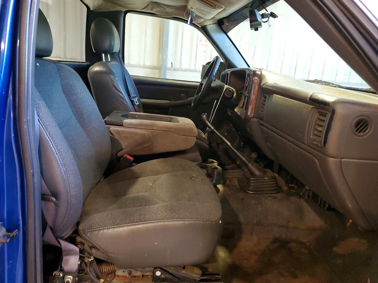 2004 Chevrolet Silverado C1500 Blue vin: 1GCEC14X94Z117779