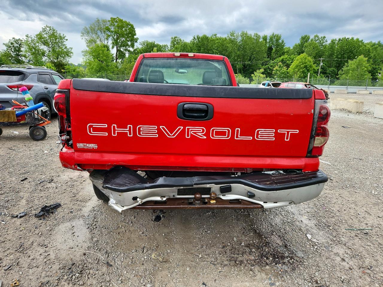 2004 Chevrolet Silverado C1500 Red vin: 1GCEC14X94Z238165