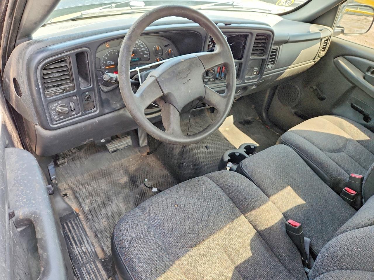 2004 Chevrolet Silverado C1500 Black vin: 1GCEC14X94Z256679