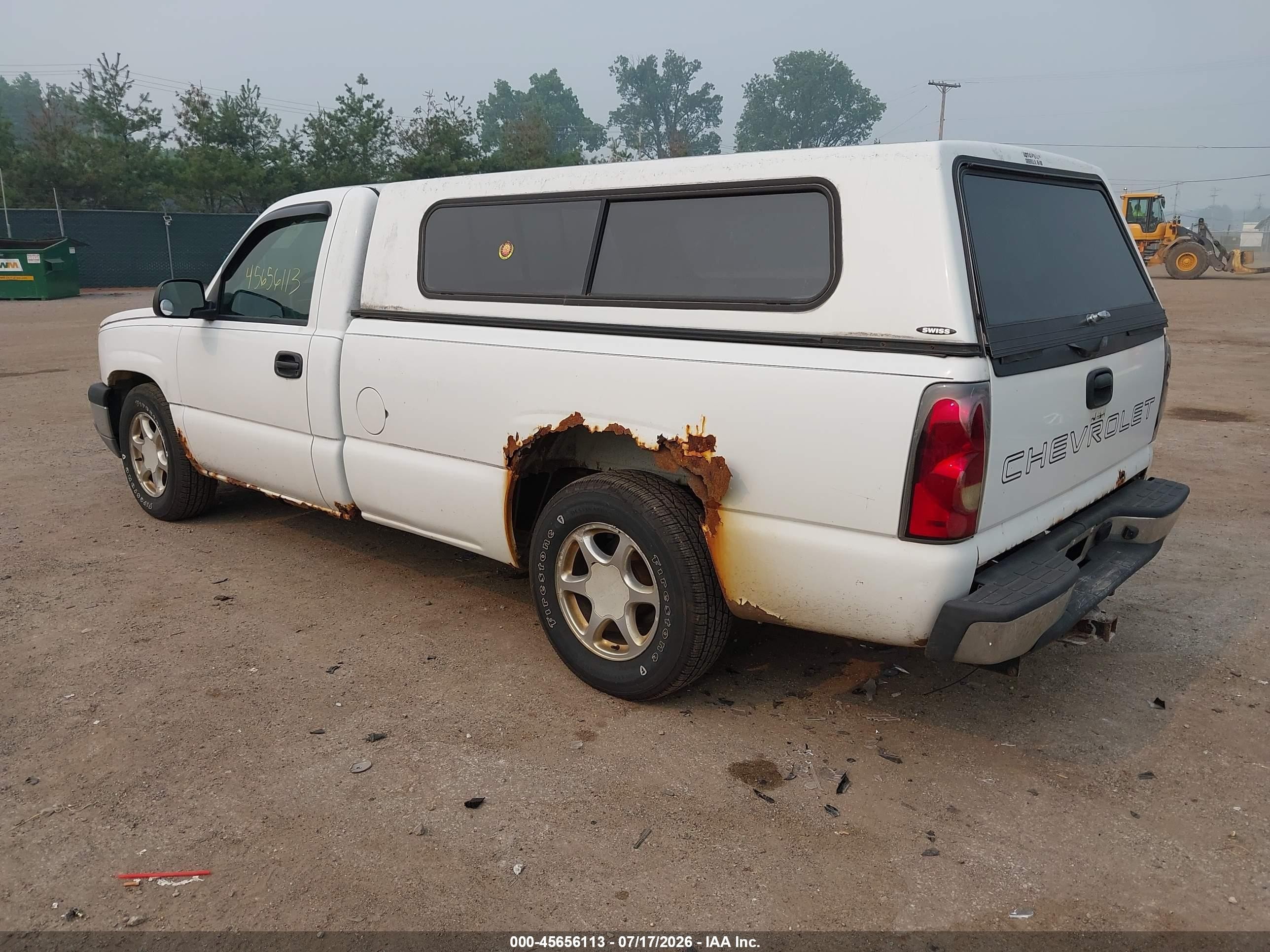 2004 Chevrolet Silverado 1500 Work Truck White vin: 1GCEC14X94Z322549