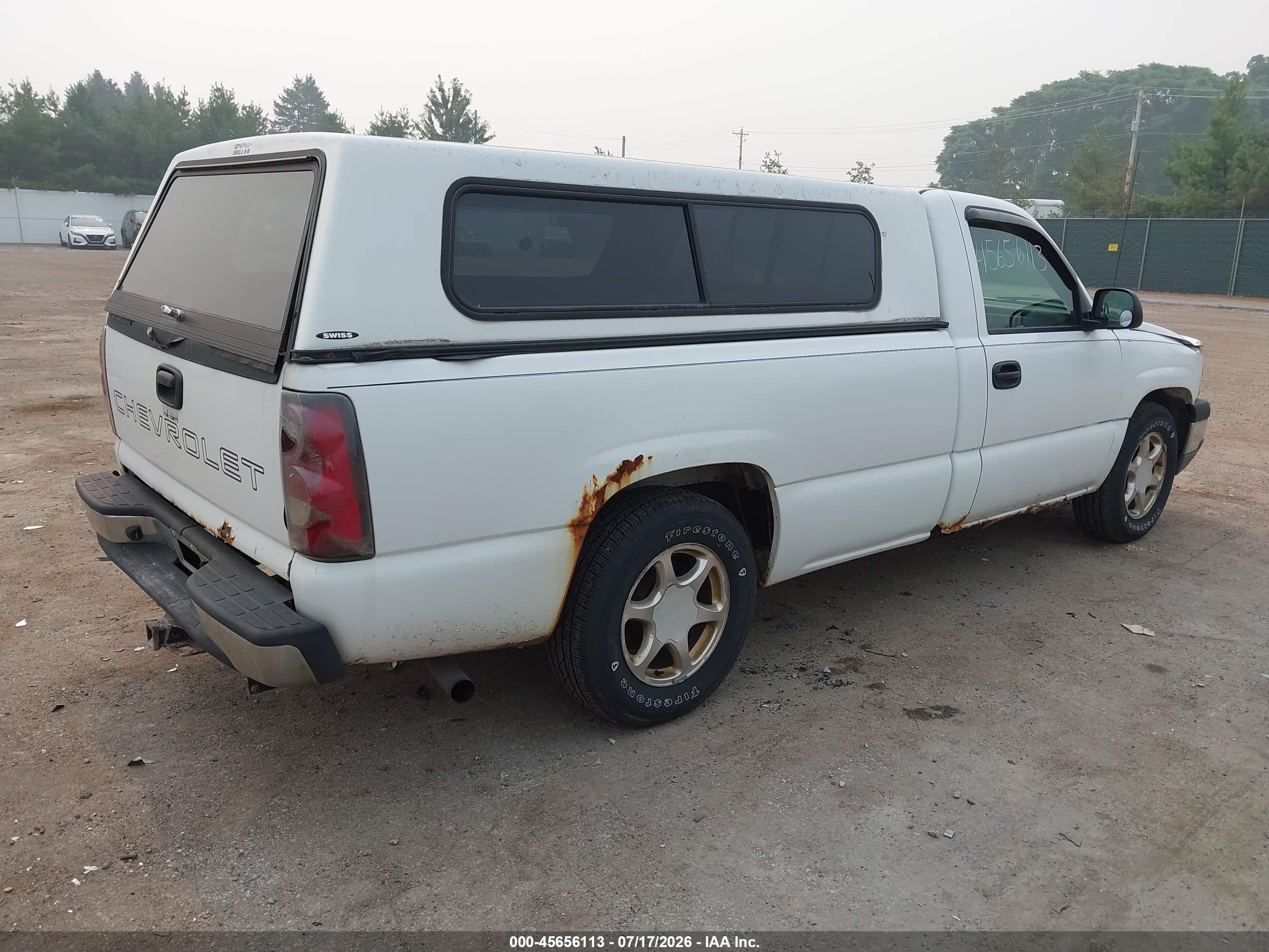 2004 Chevrolet Silverado 1500 Work Truck White vin: 1GCEC14X94Z322549