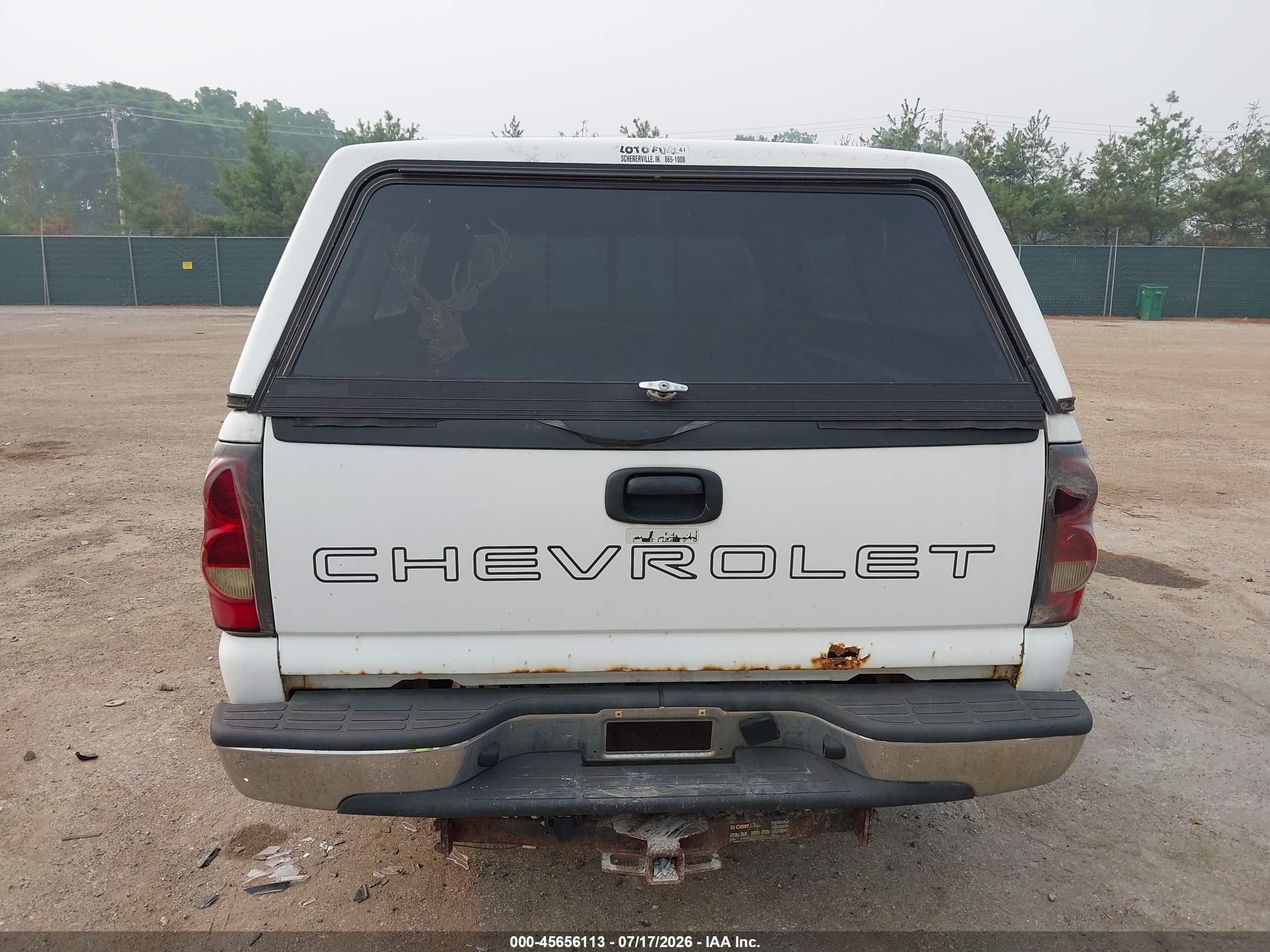 2004 Chevrolet Silverado 1500 Work Truck White vin: 1GCEC14X94Z322549