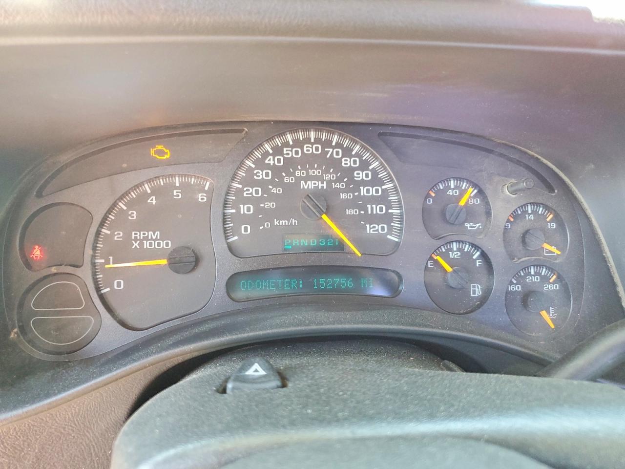 2005 Chevrolet Silverado C1500 Red vin: 1GCEC14X95Z113295