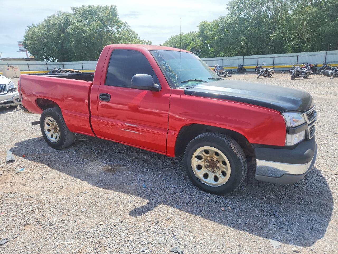 2005 Chevrolet Silverado C1500 Red vin: 1GCEC14X95Z293295