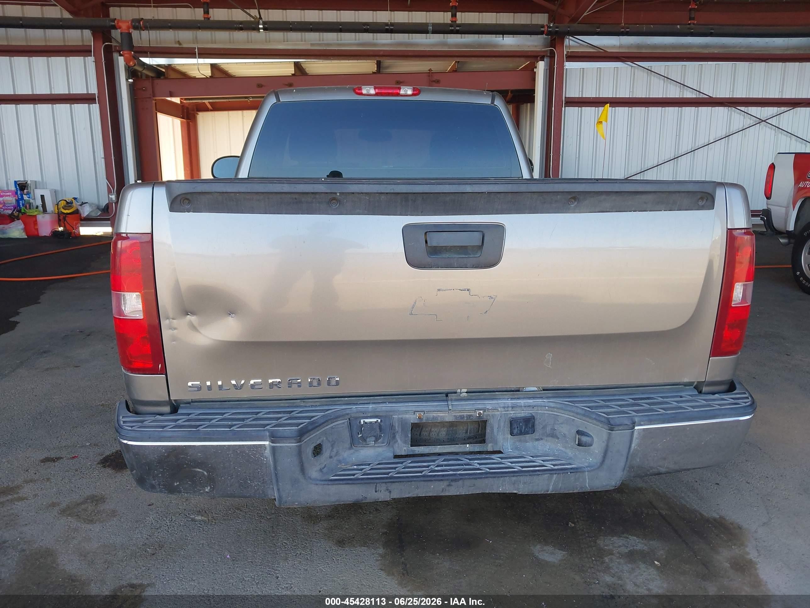 2007 Chevrolet Silverado 1500 Work Truck Gray vin: 1GCEC14X97Z613511