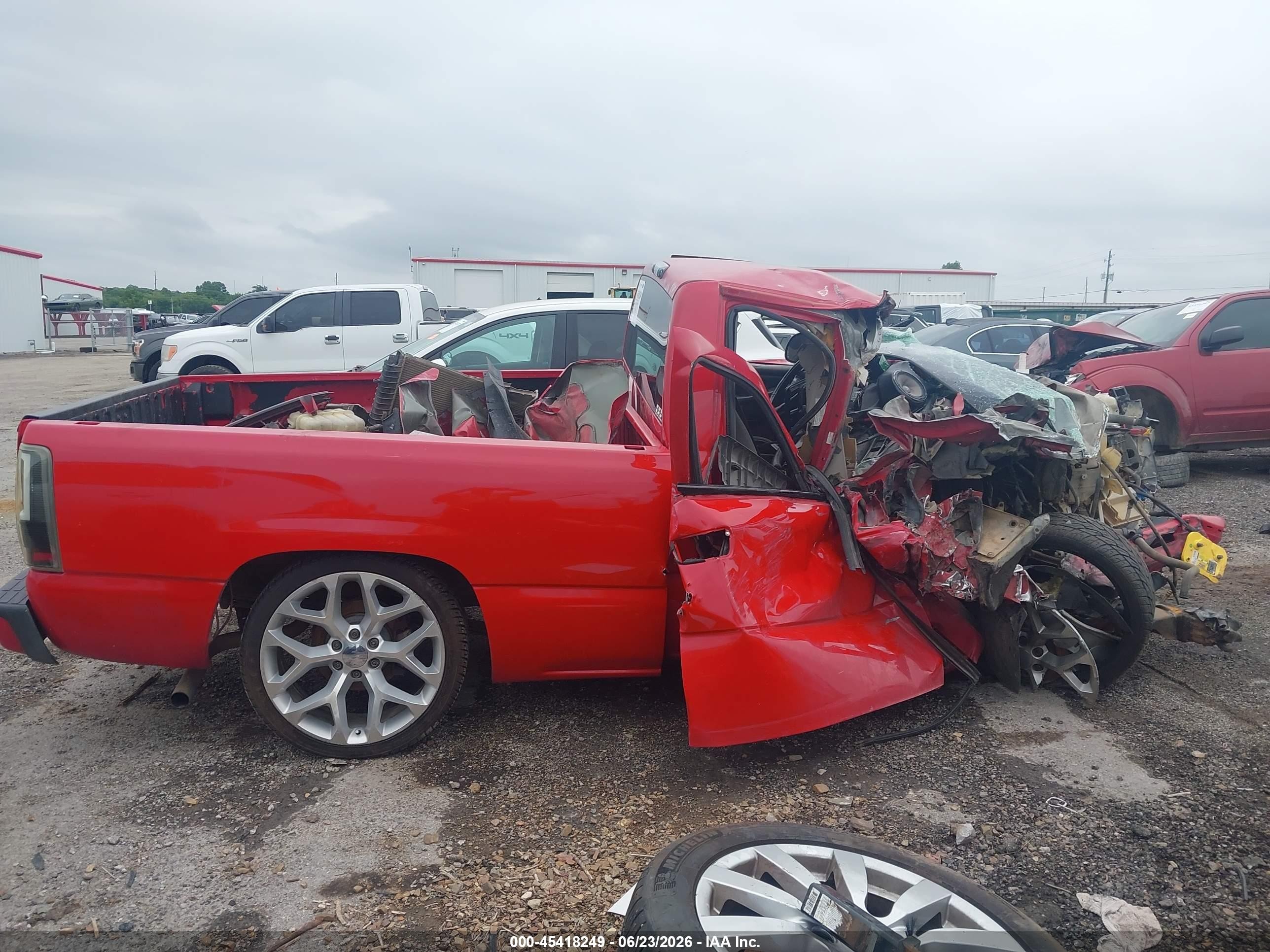 2003 Chevrolet Silverado 1500 Ls Red vin: 1GCEC14XX3Z278480