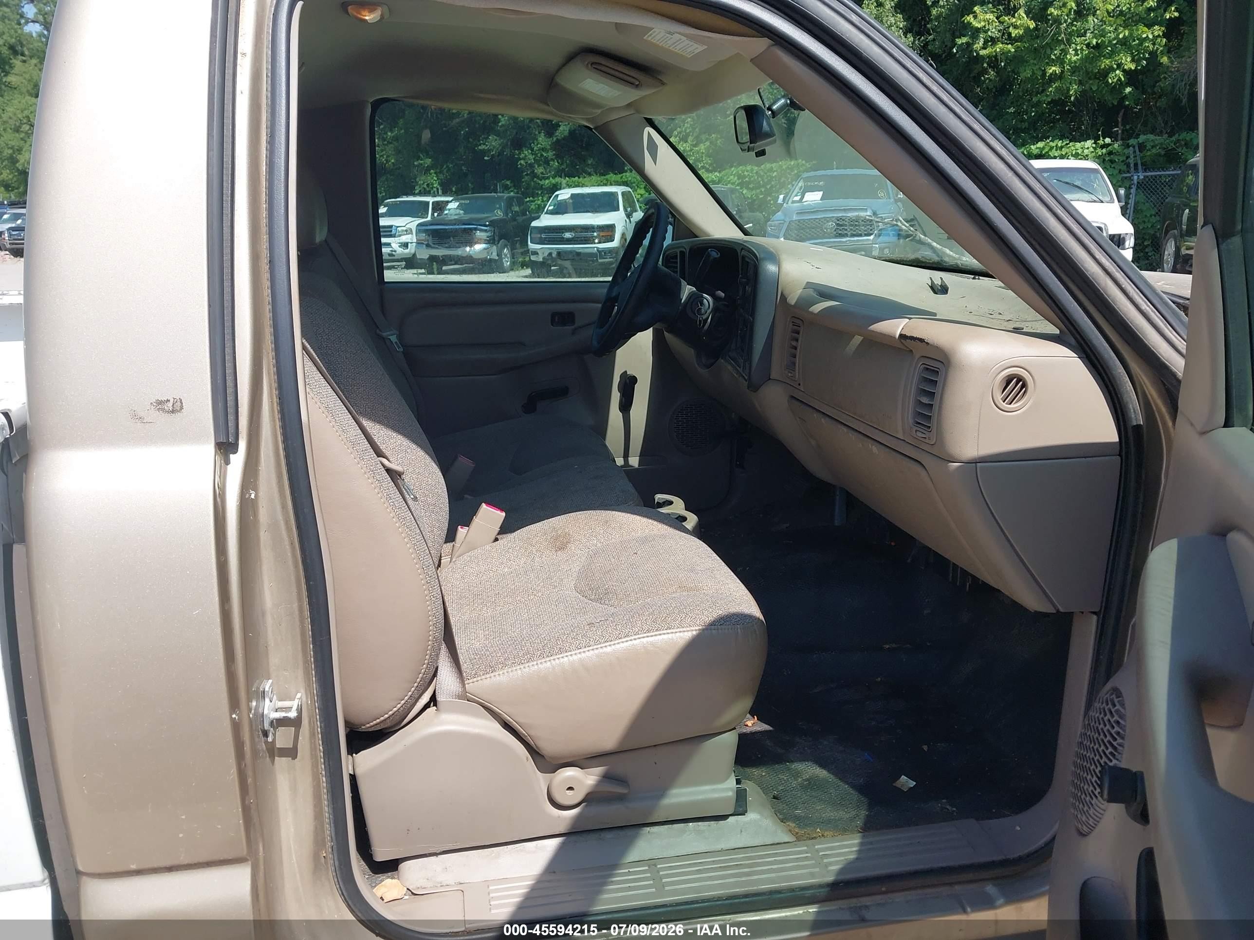 2004 Chevrolet Silverado 1500 Work Truck Gold vin: 1GCEC14XX4Z352000