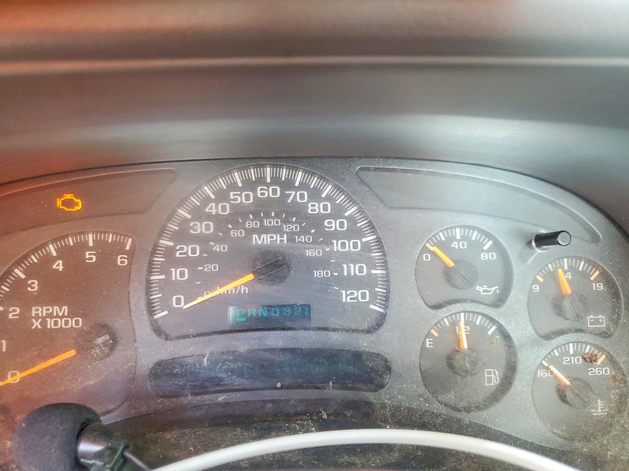 2005 Chevrolet Silverado C1500 White vin: 1GCEC14XX5Z204284