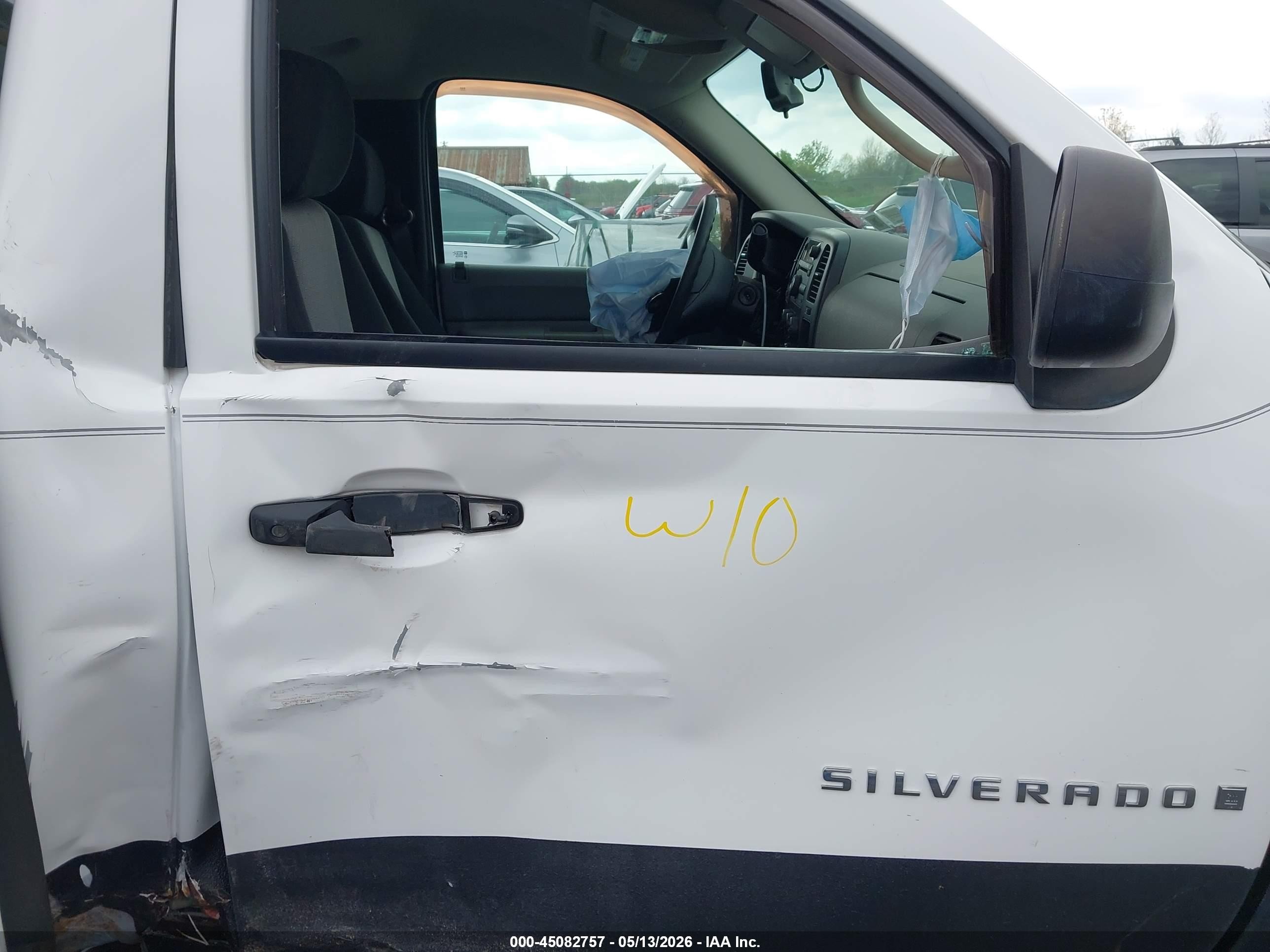 2008 Chevrolet Silverado 1500 Work Truck Белый vin: 1GCEC14XX8Z182579