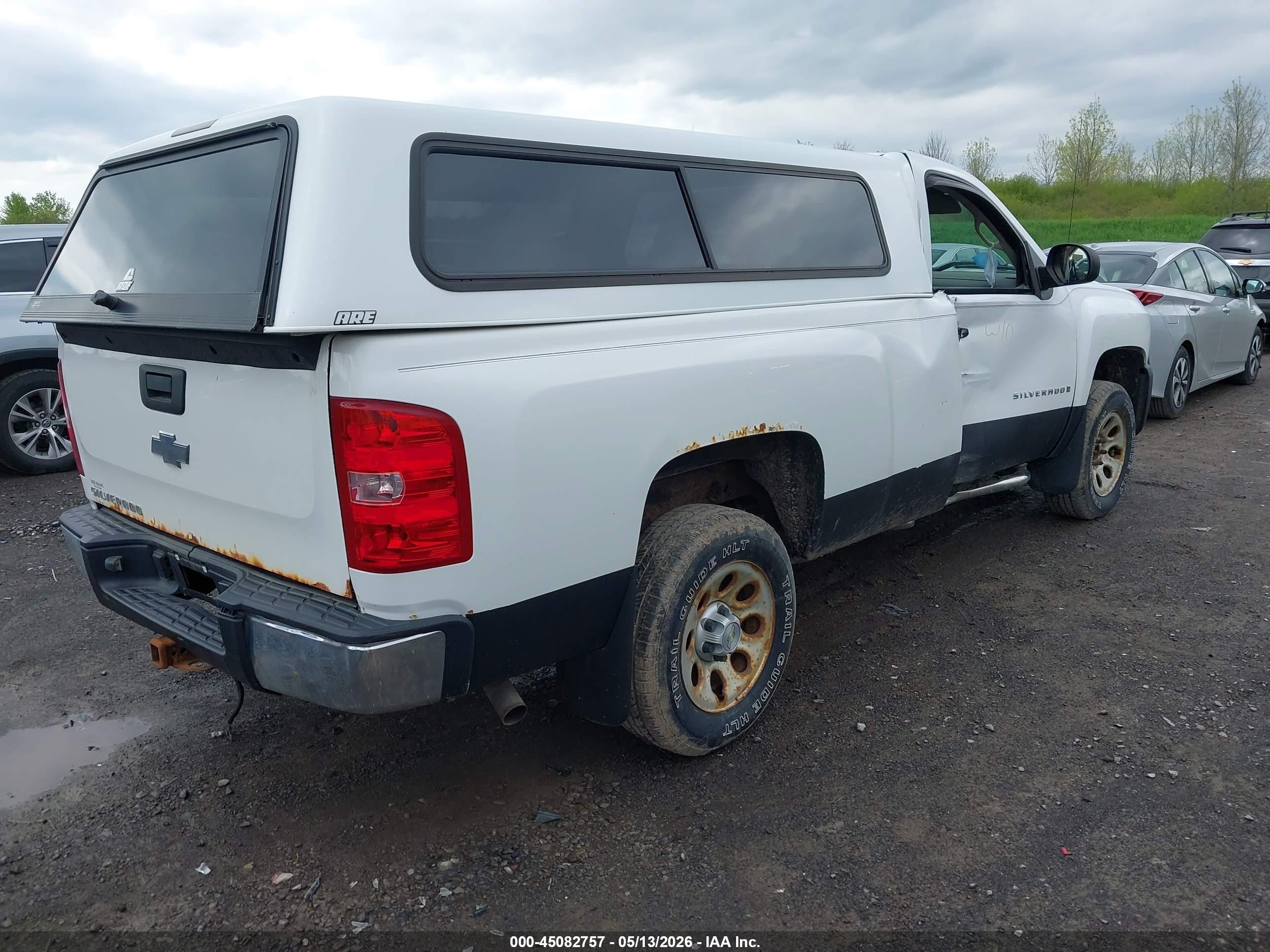 2008 Chevrolet Silverado 1500 Work Truck Белый vin: 1GCEC14XX8Z182579