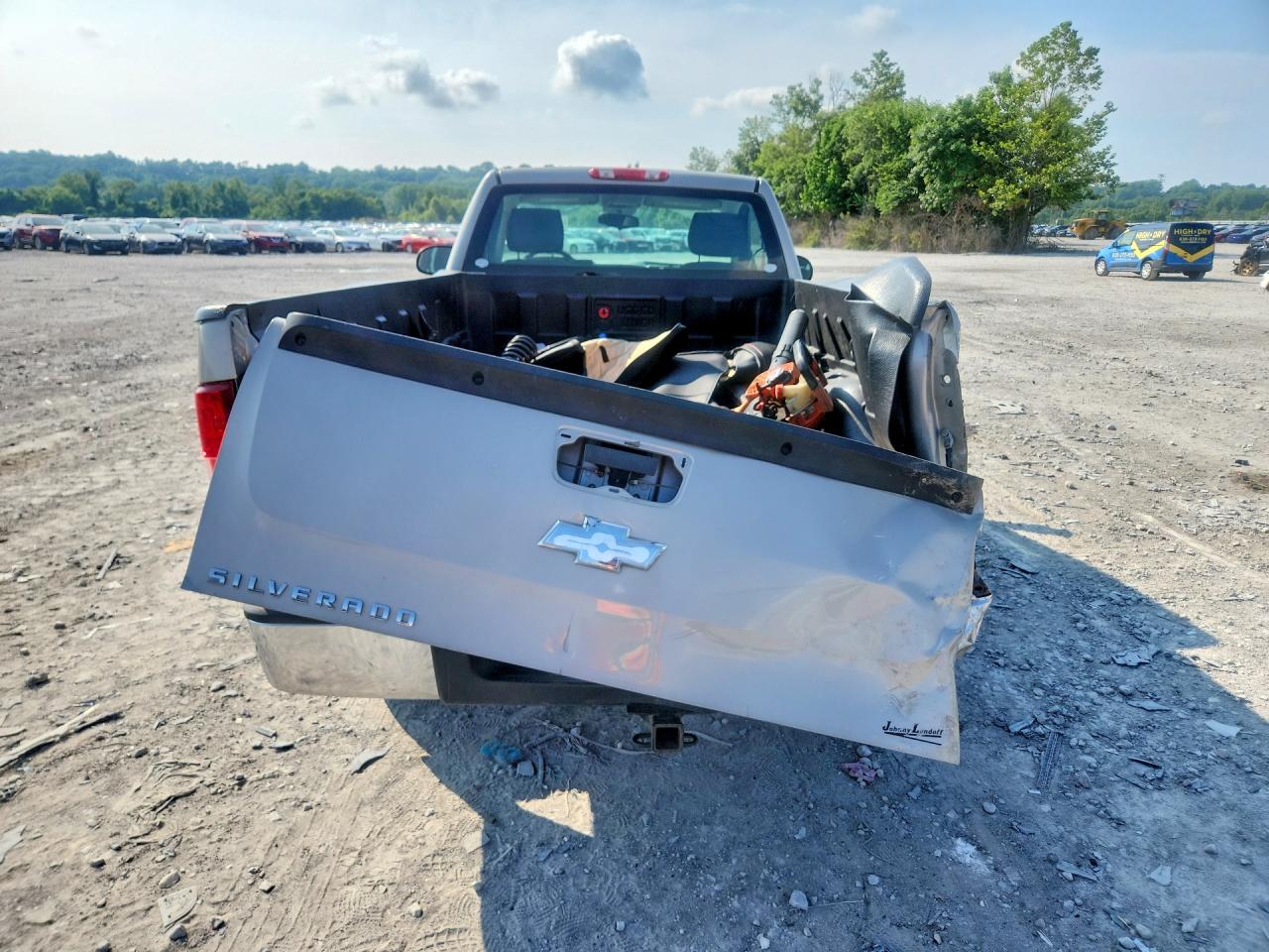 2008 Chevrolet Silverado C1500 Beige vin: 1GCEC14XX8Z331914