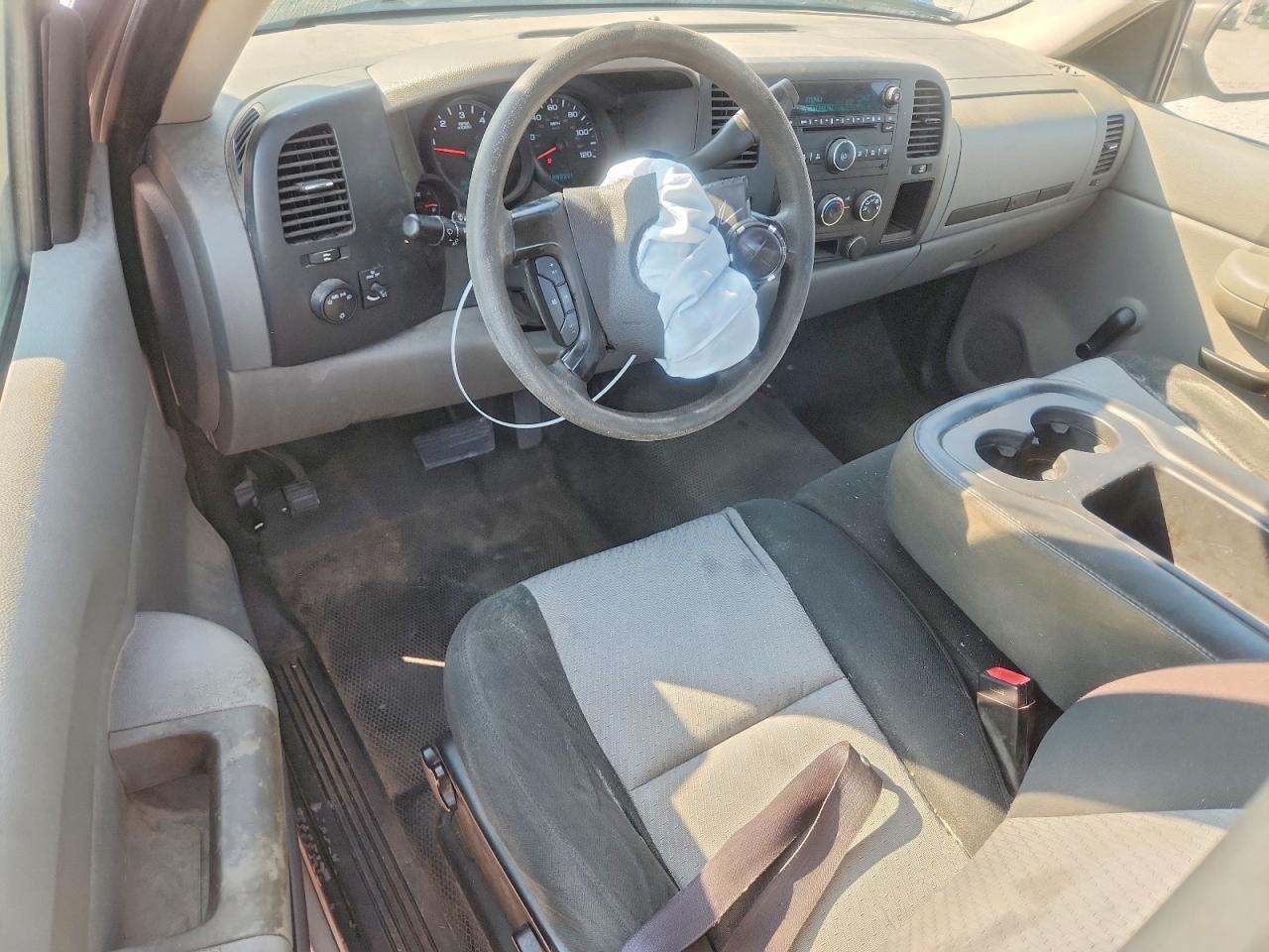 2008 Chevrolet Silverado C1500 Beige vin: 1GCEC14XX8Z331914