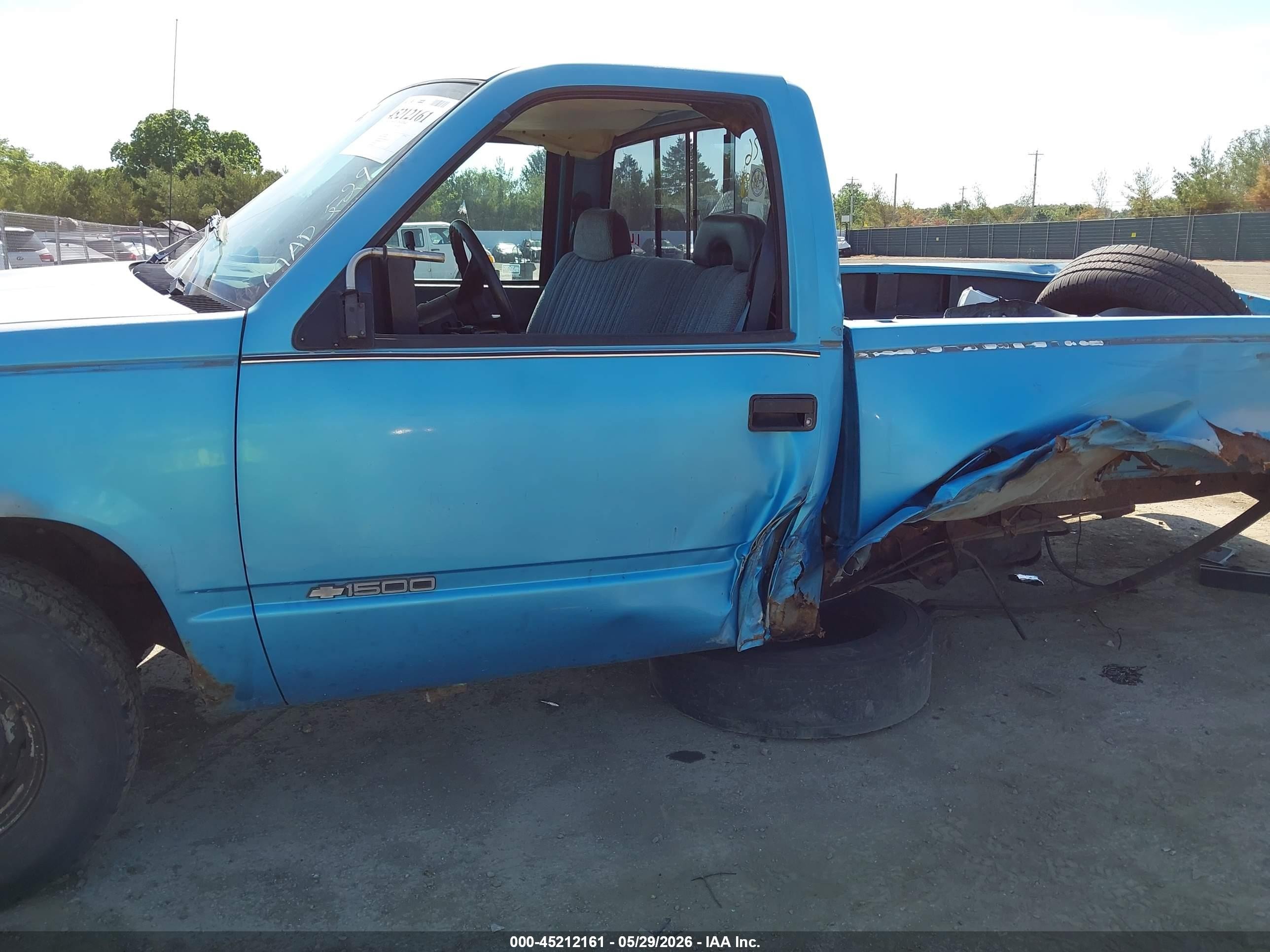 1994 Chevrolet Gmt-400 C1500 Blue vin: 1GCEC14Z1RZ145150