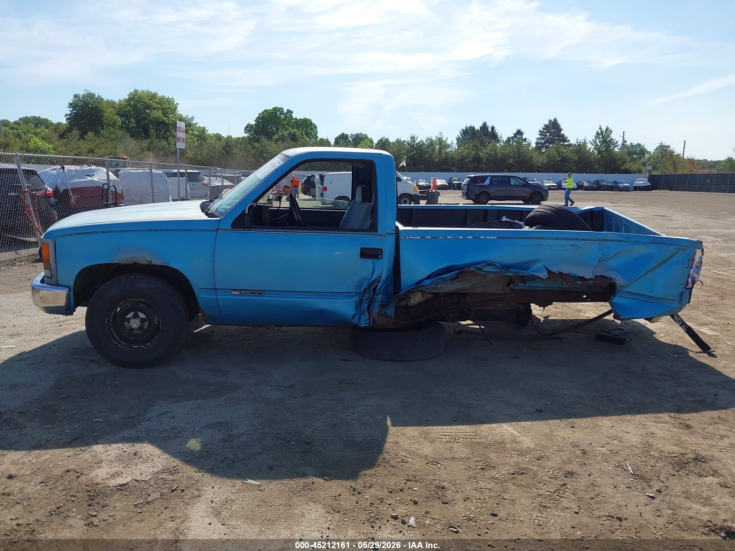 1994 Chevrolet Gmt-400 C1500 Blue vin: 1GCEC14Z1RZ145150