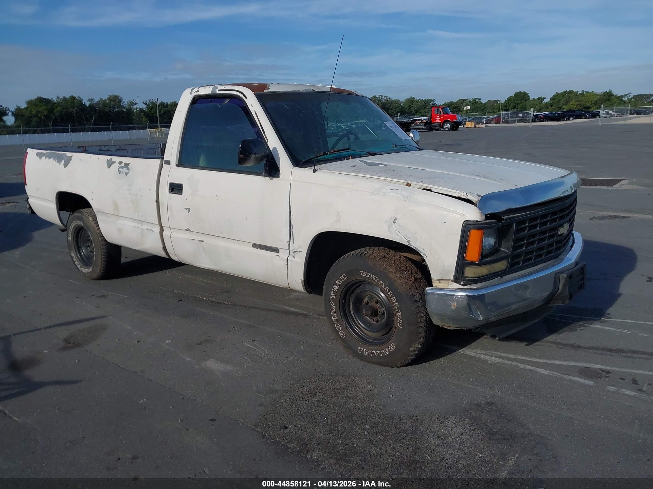 1GCEC14Z2PE145940