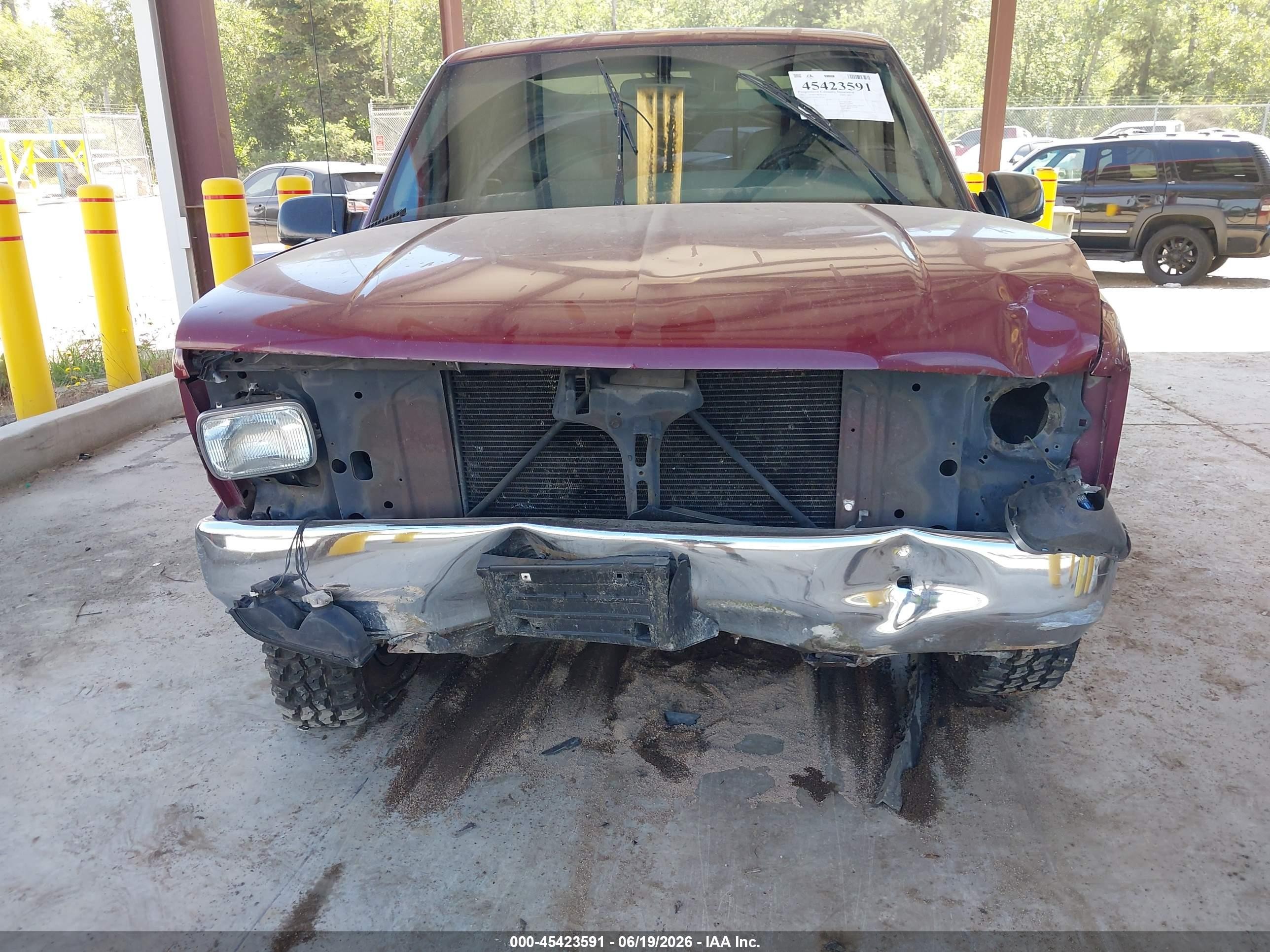 1995 Chevrolet Gmt-400 C1500 Maroon vin: 1GCEC14Z3SZ187356
