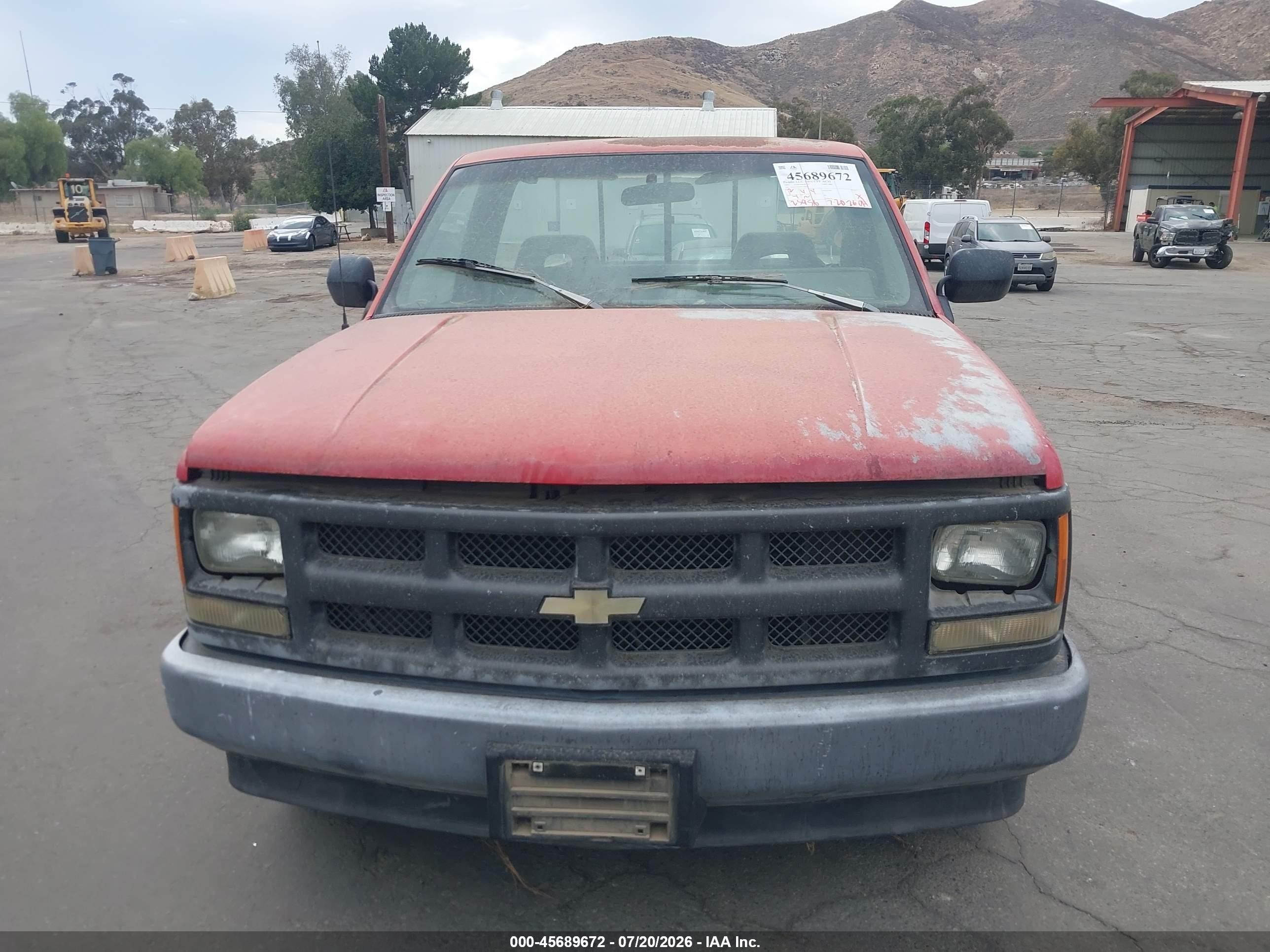1993 Chevrolet Gmt-400 C1500 Red vin: 1GCEC14Z4PE210061