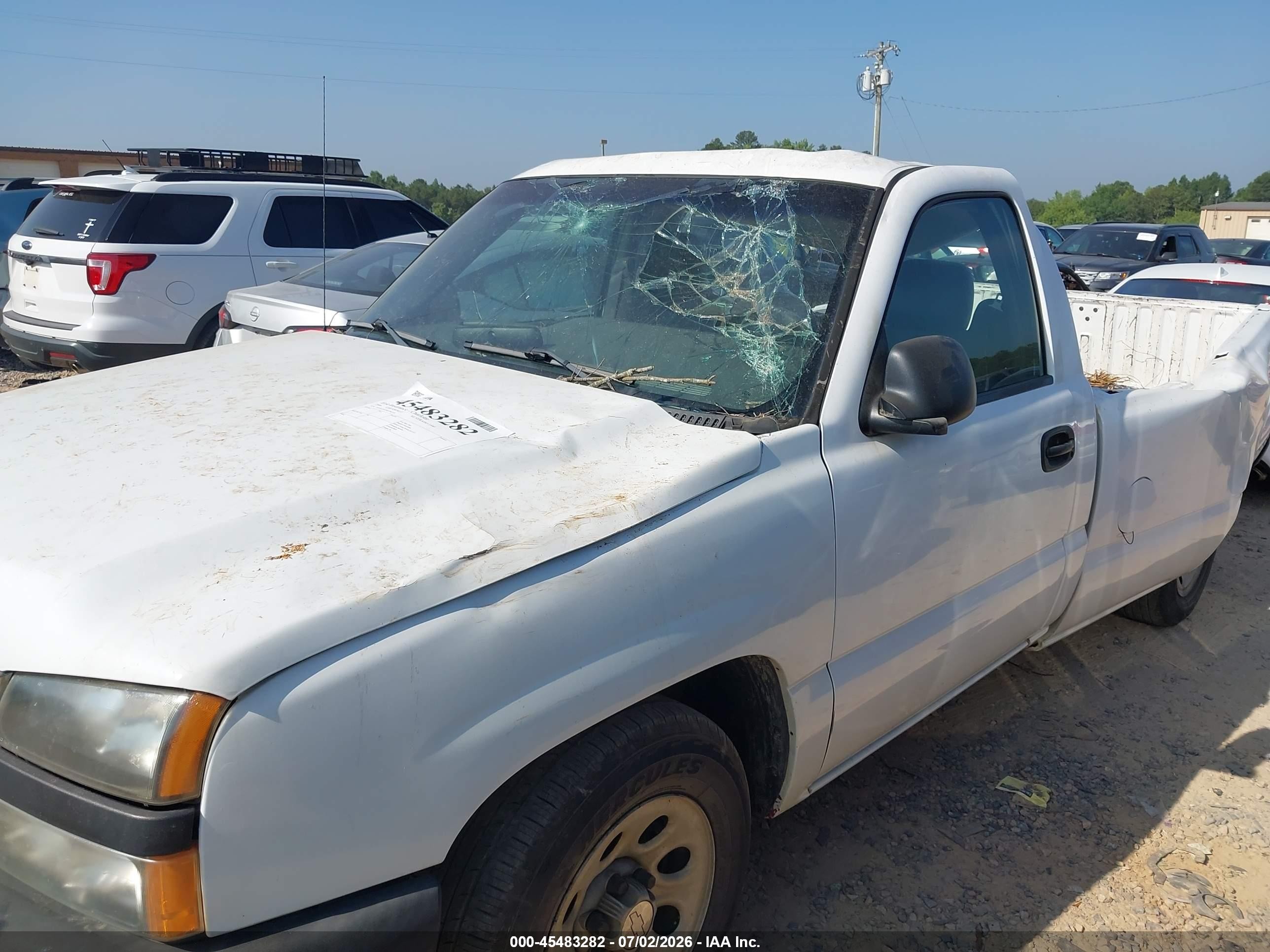 2006 Chevrolet Silverado 1500 Work Truck White vin: 1GCEC14Z56E256318