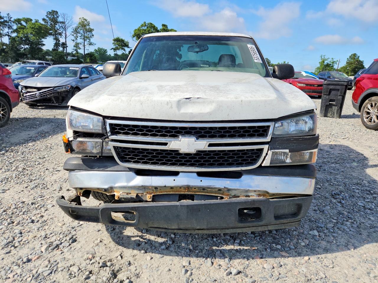 2007 Chevrolet Silverado C1500 Classic White vin: 1GCEC14Z87E123909