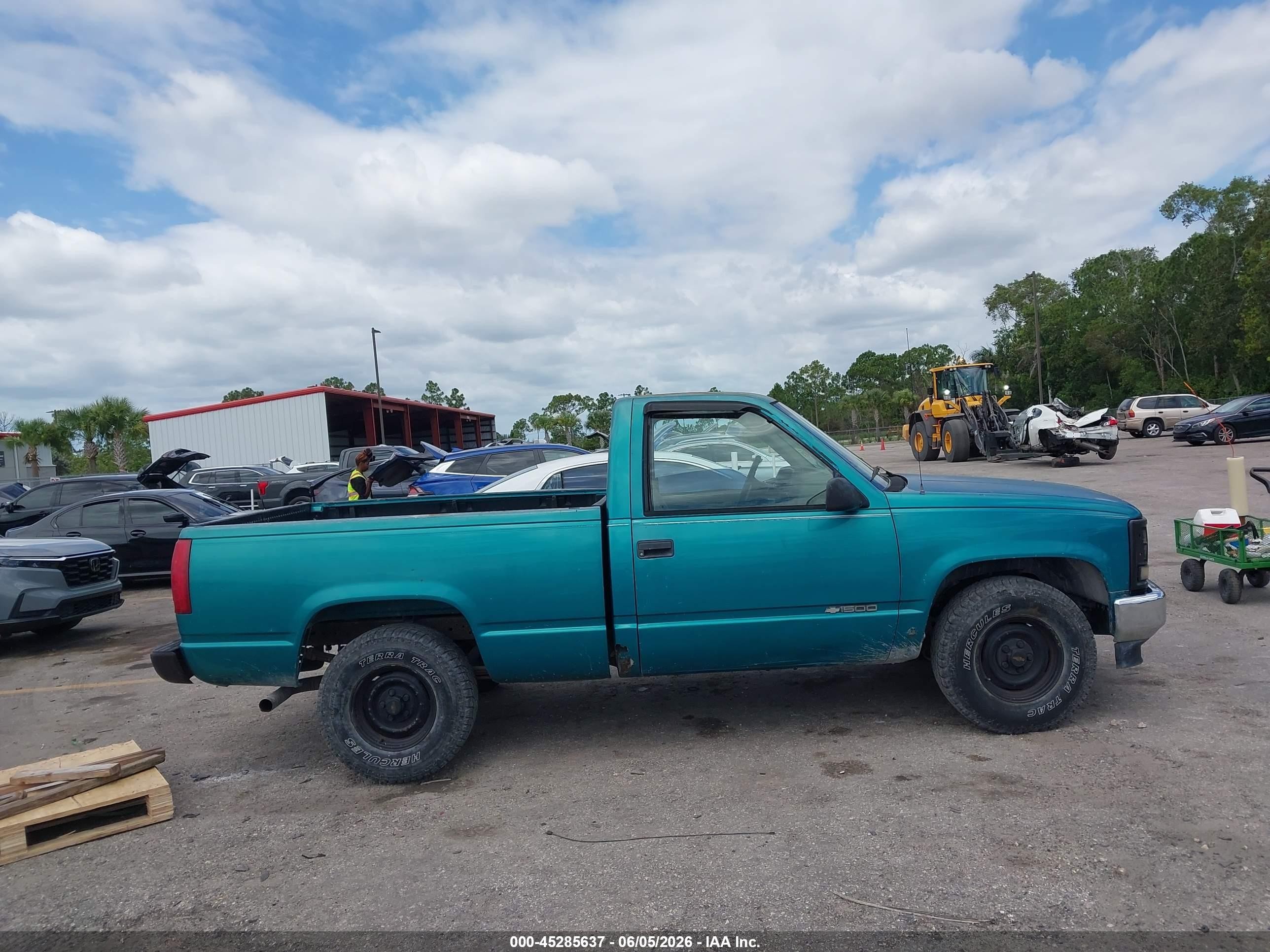 1995 Chevrolet Gmt-400 C1500 Teal vin: 1GCEC14Z8SZ157642