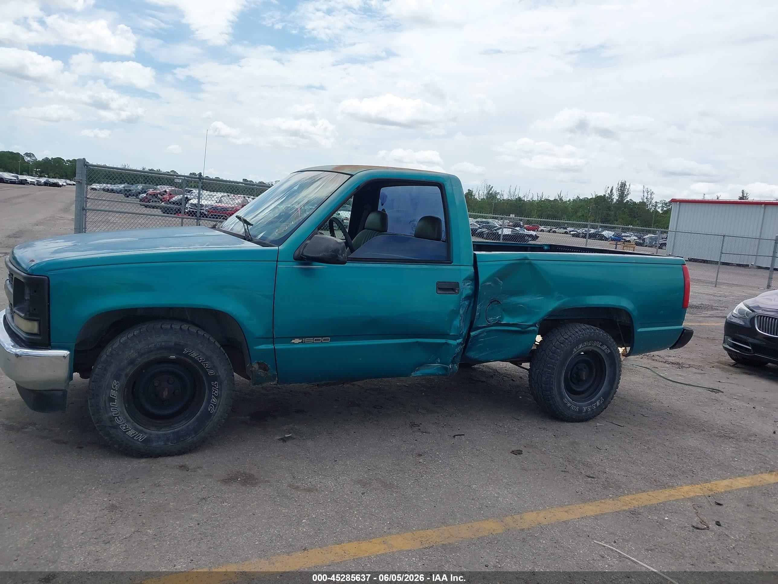 1995 Chevrolet Gmt-400 C1500 Teal vin: 1GCEC14Z8SZ157642