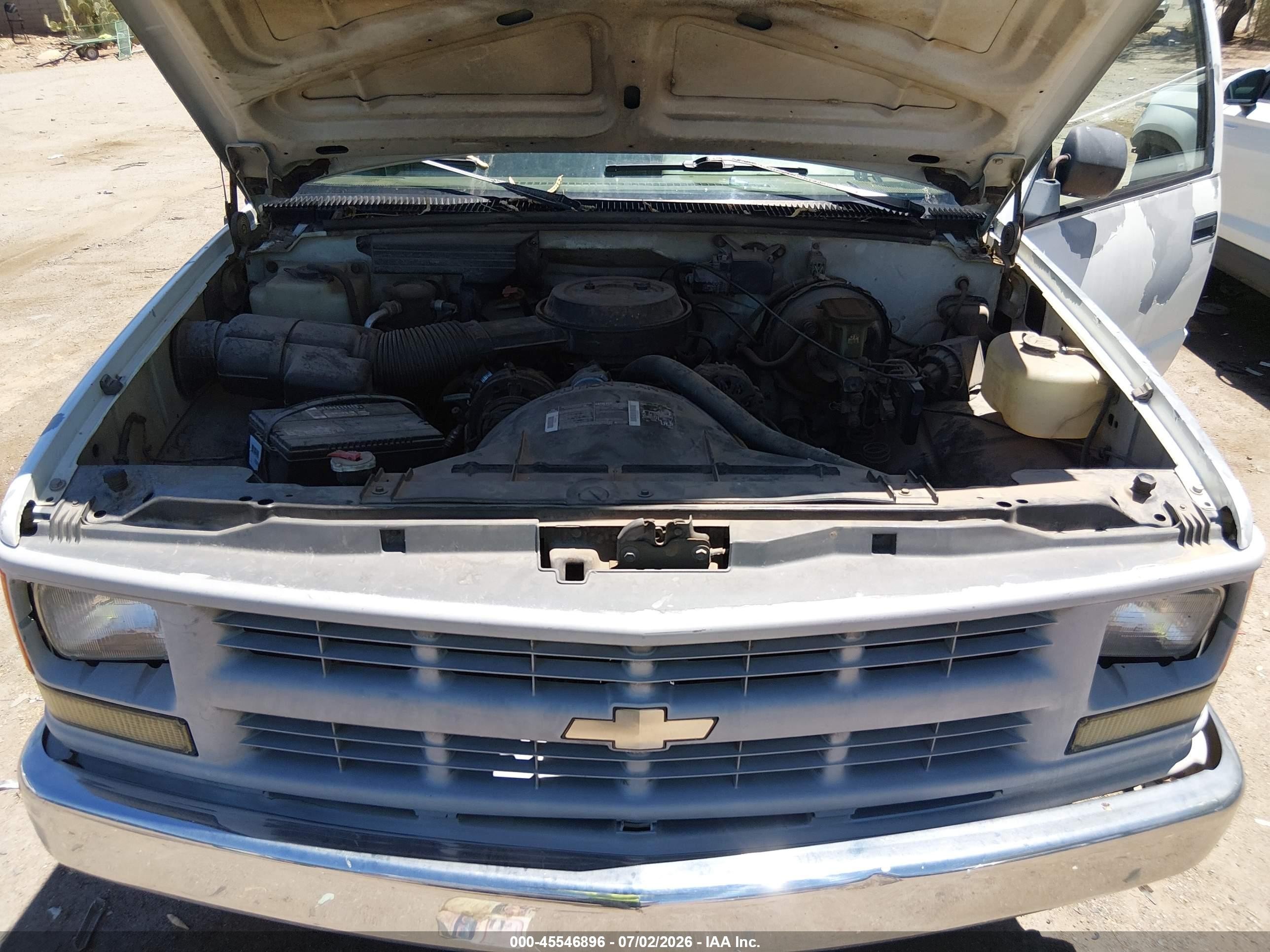 1994 Chevrolet Gmt-400 C1500 White vin: 1GCEC14ZXRZ276044