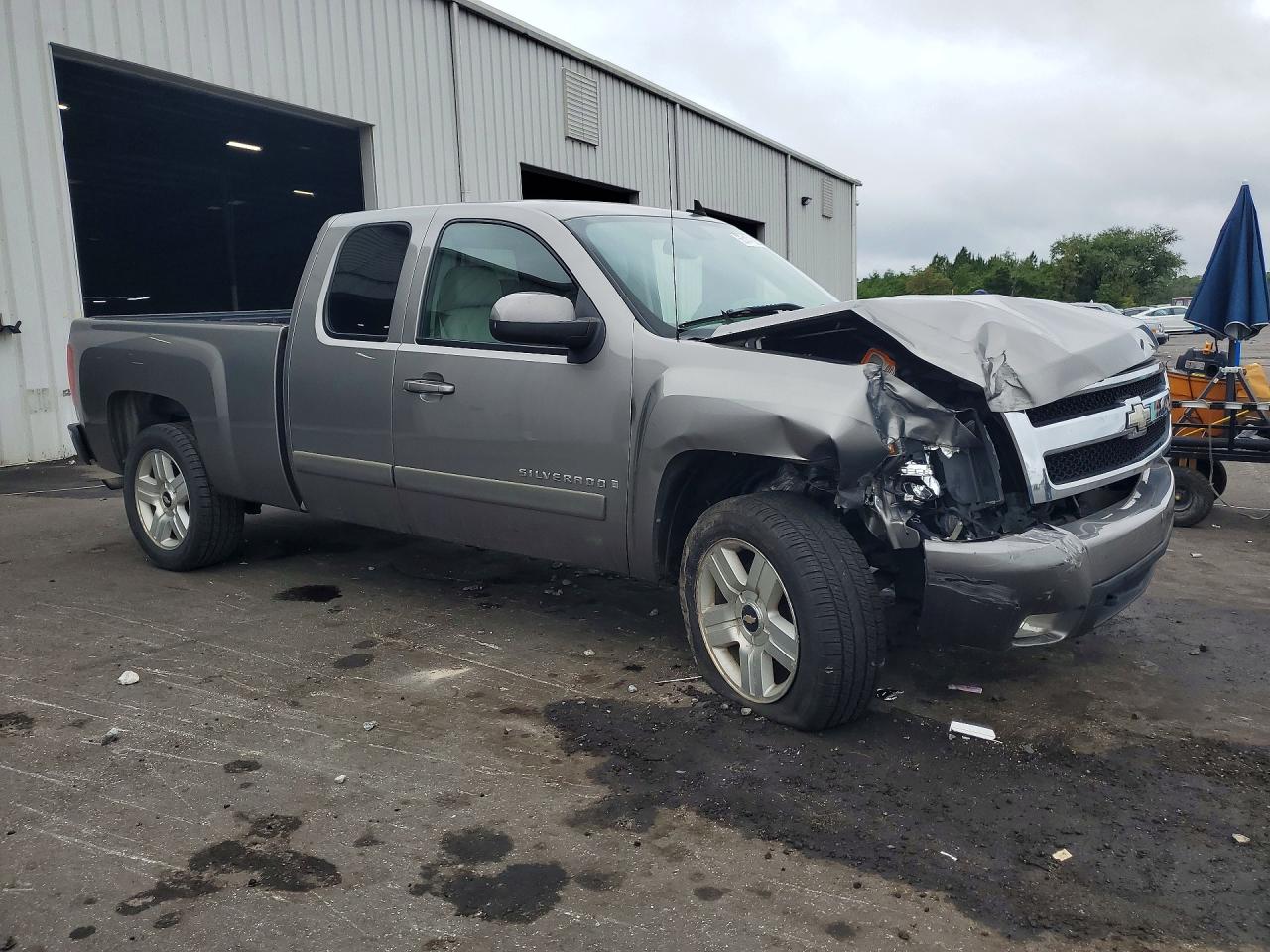 2007 Chevrolet Silverado C1500 Gray vin: 1GCEC19017Z511650