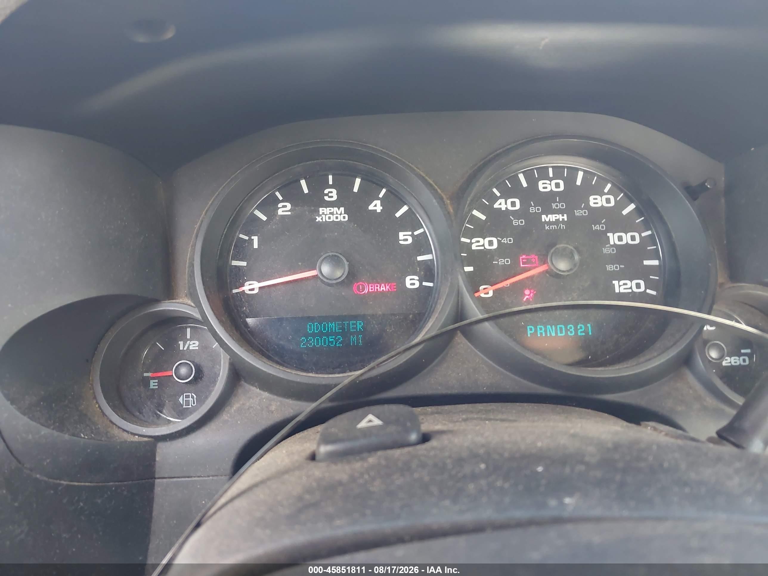 2008 Chevrolet Silverado 1500 Work Truck White vin: 1GCEC19018Z277592
