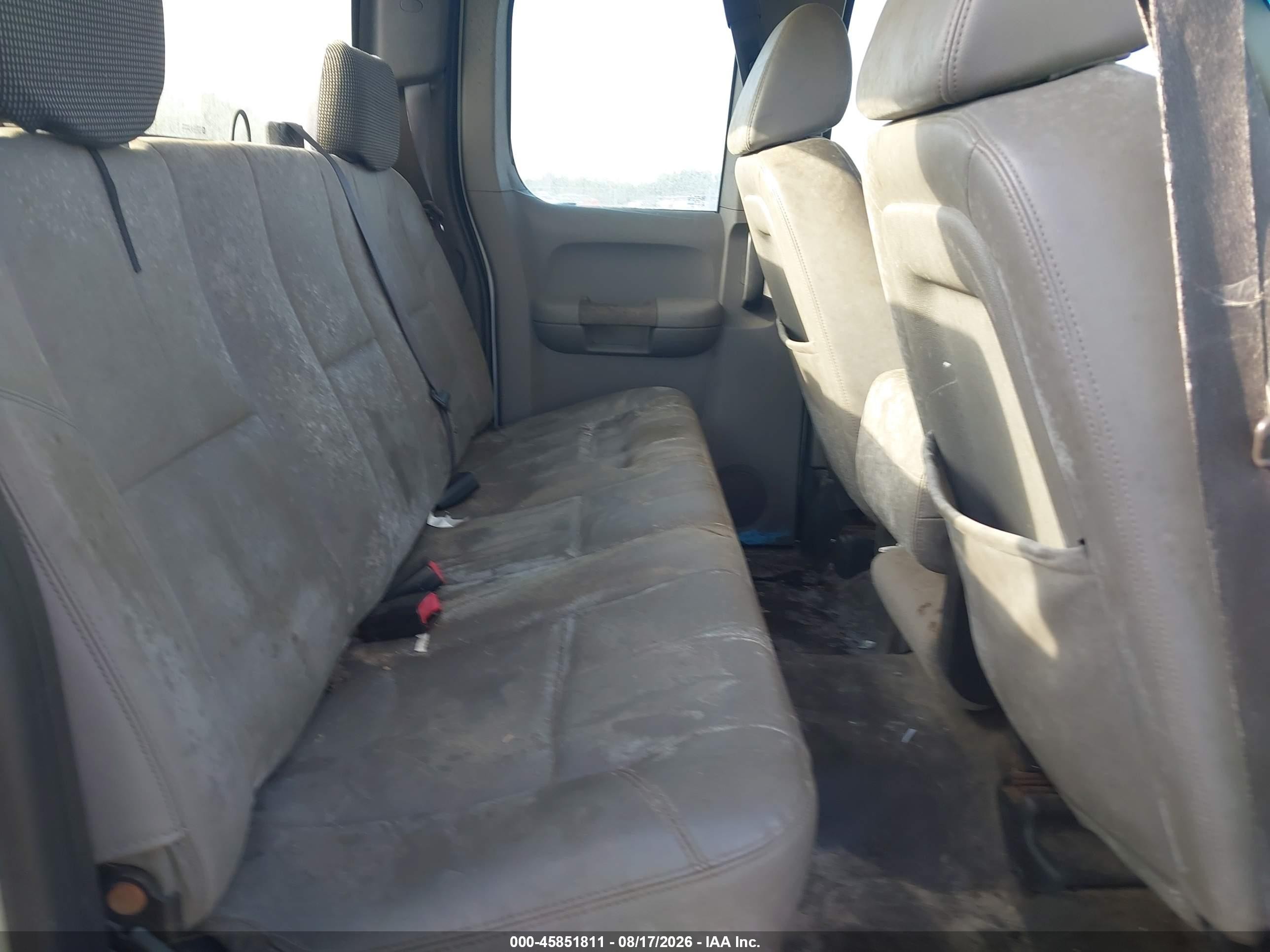 2008 Chevrolet Silverado 1500 Work Truck White vin: 1GCEC19018Z277592