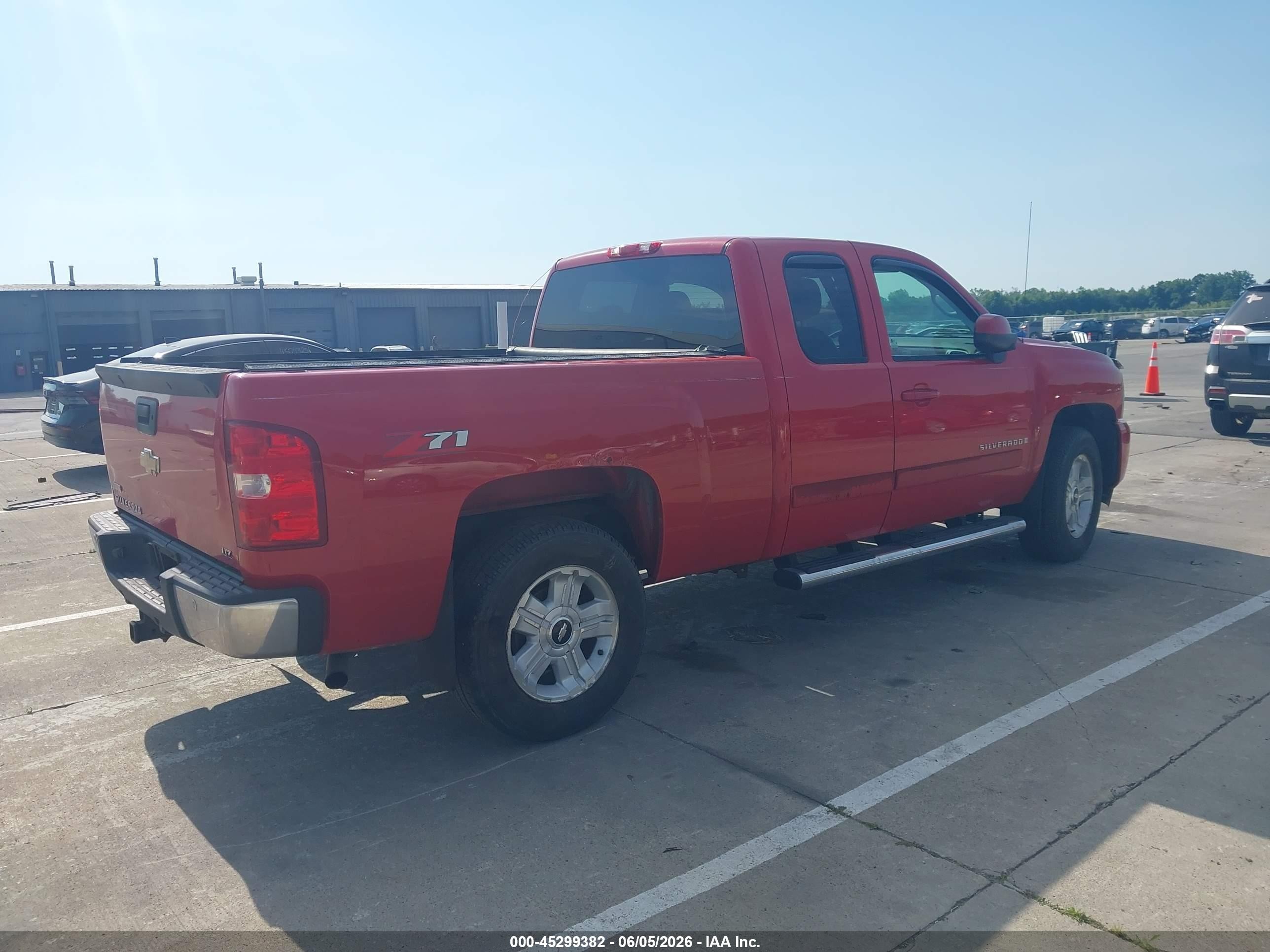 2007 Chevrolet Silverado 1500 Ltz Красный vin: 1GCEC19077Z541607
