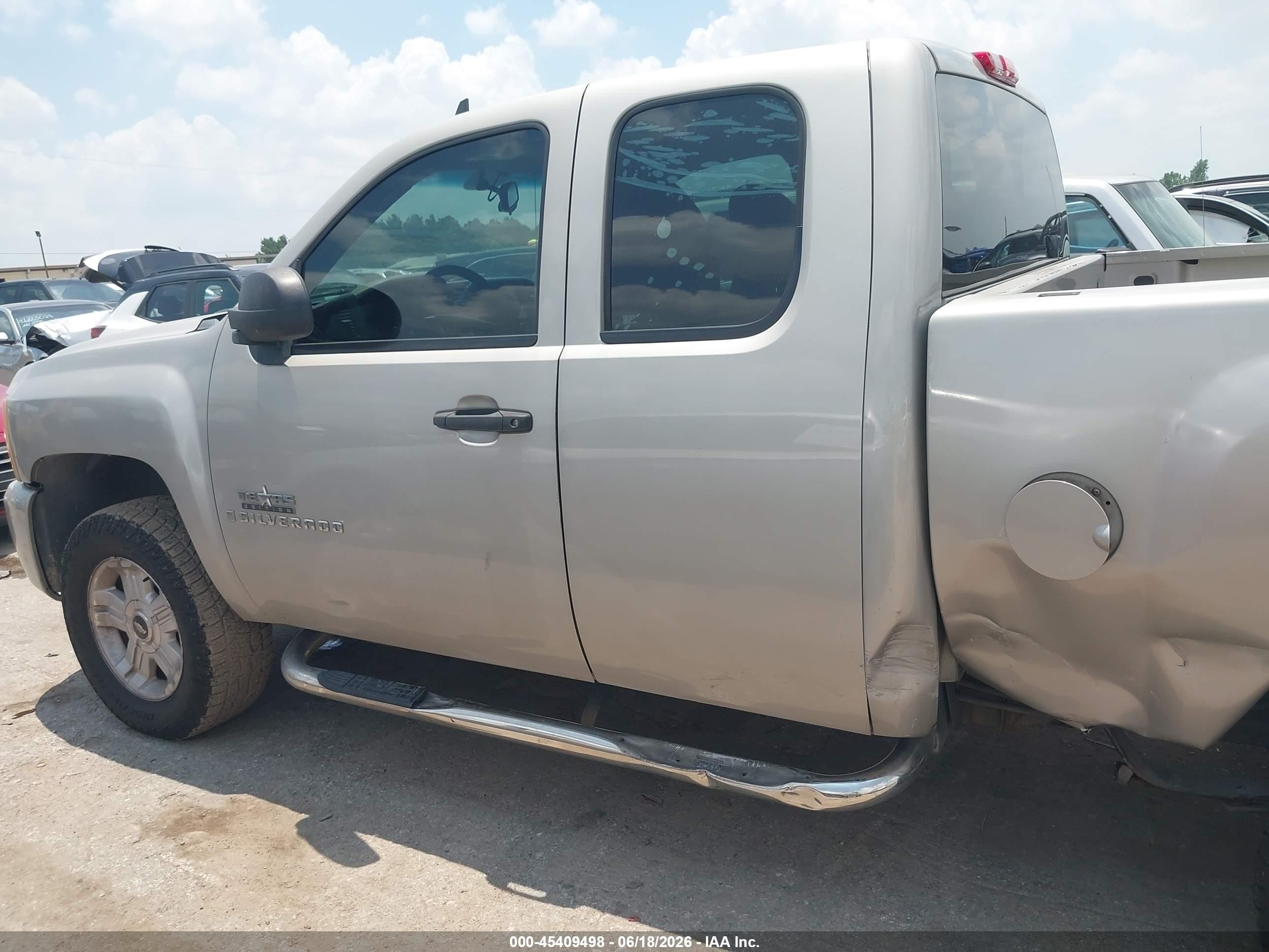 2007 Chevrolet Silverado 1500 Work Truck Silver vin: 1GCEC19C07Z503632