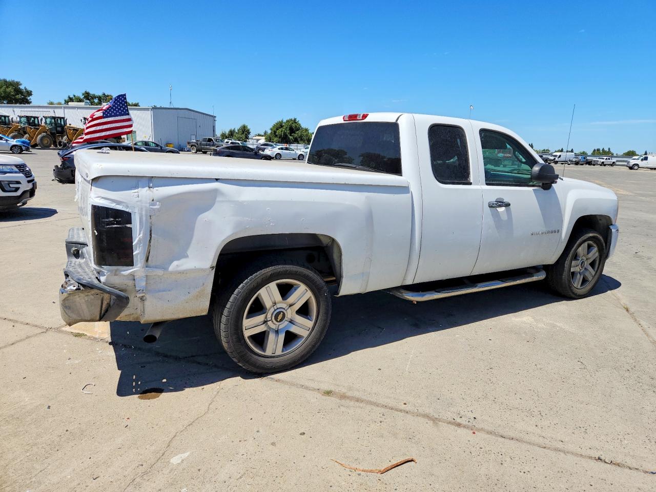 2009 Chevrolet Silverado C1500 White vin: 1GCEC19C29Z265754