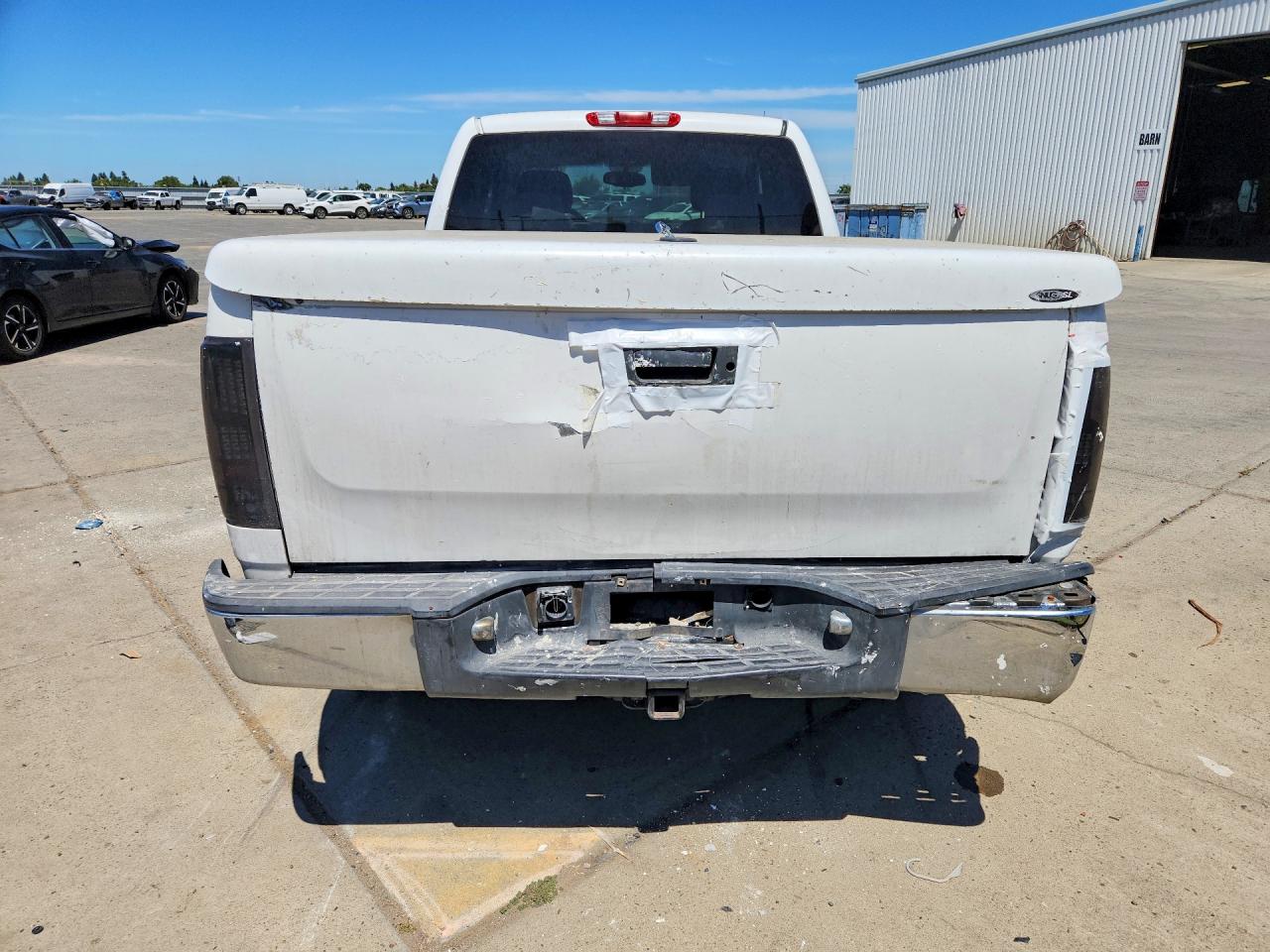2009 Chevrolet Silverado C1500 White vin: 1GCEC19C29Z265754