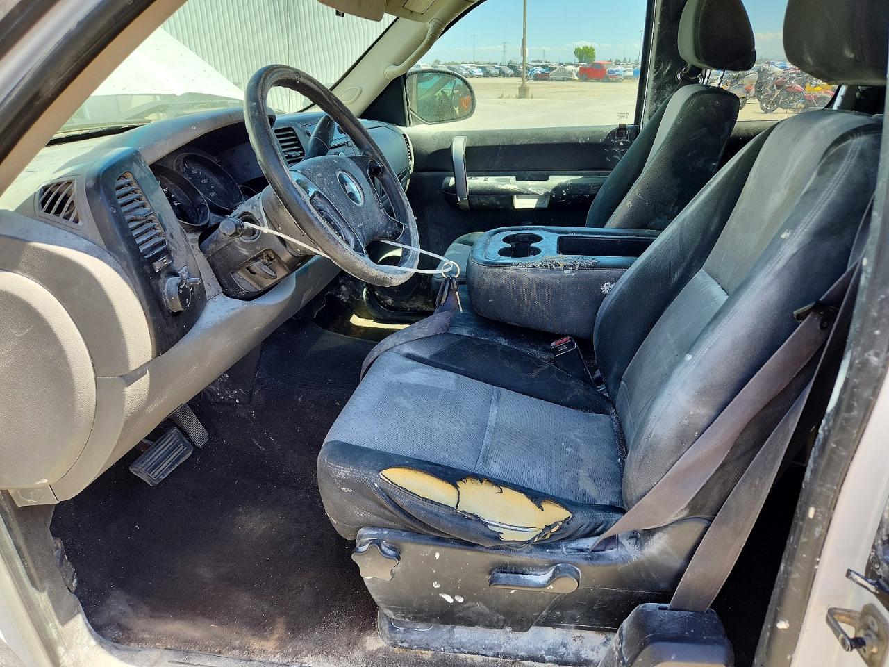 2009 Chevrolet Silverado C1500 White vin: 1GCEC19C29Z265754