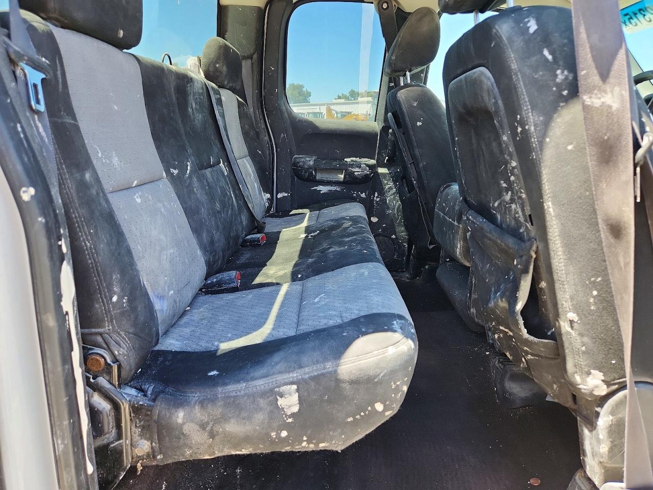 2009 Chevrolet Silverado C1500 White vin: 1GCEC19C29Z265754