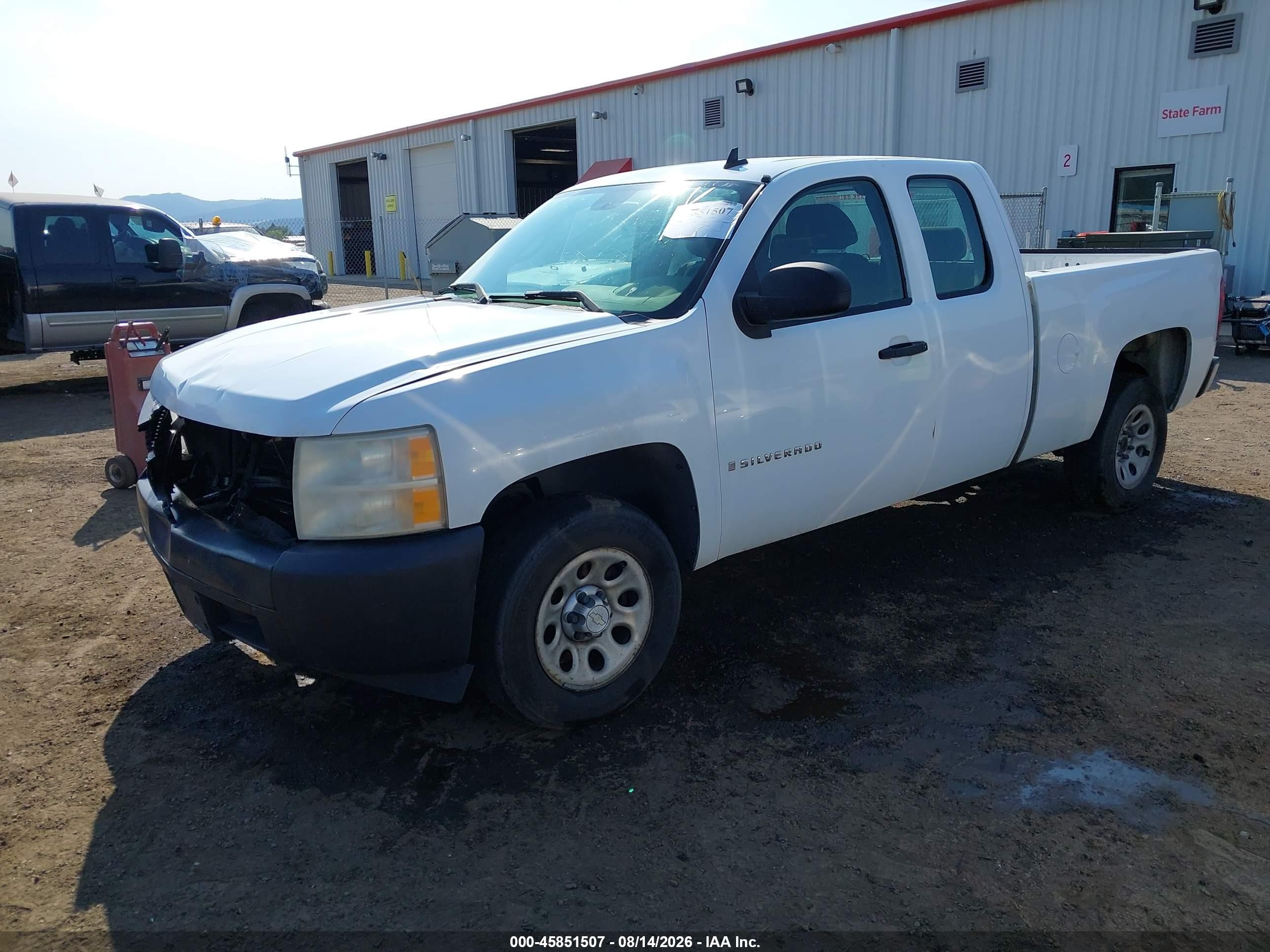 2007 Chevrolet Silverado 1500 Work Truck White vin: 1GCEC19C47Z536794