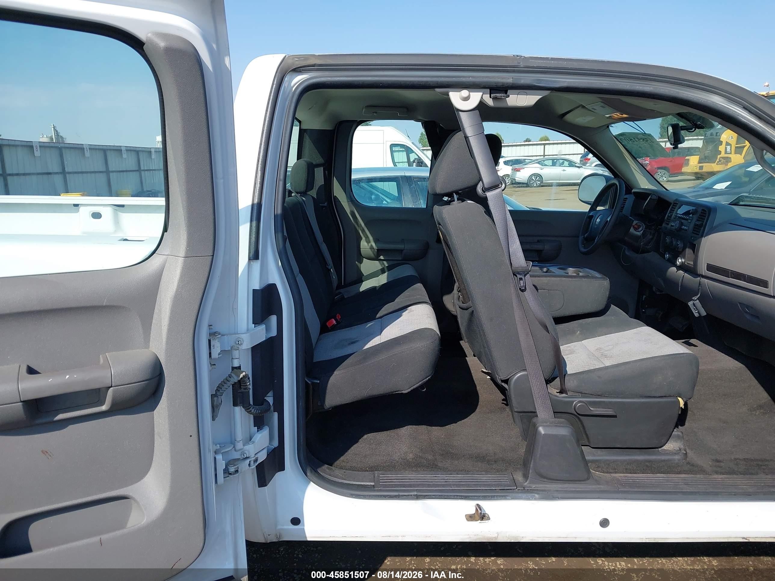 2007 Chevrolet Silverado 1500 Work Truck White vin: 1GCEC19C47Z536794