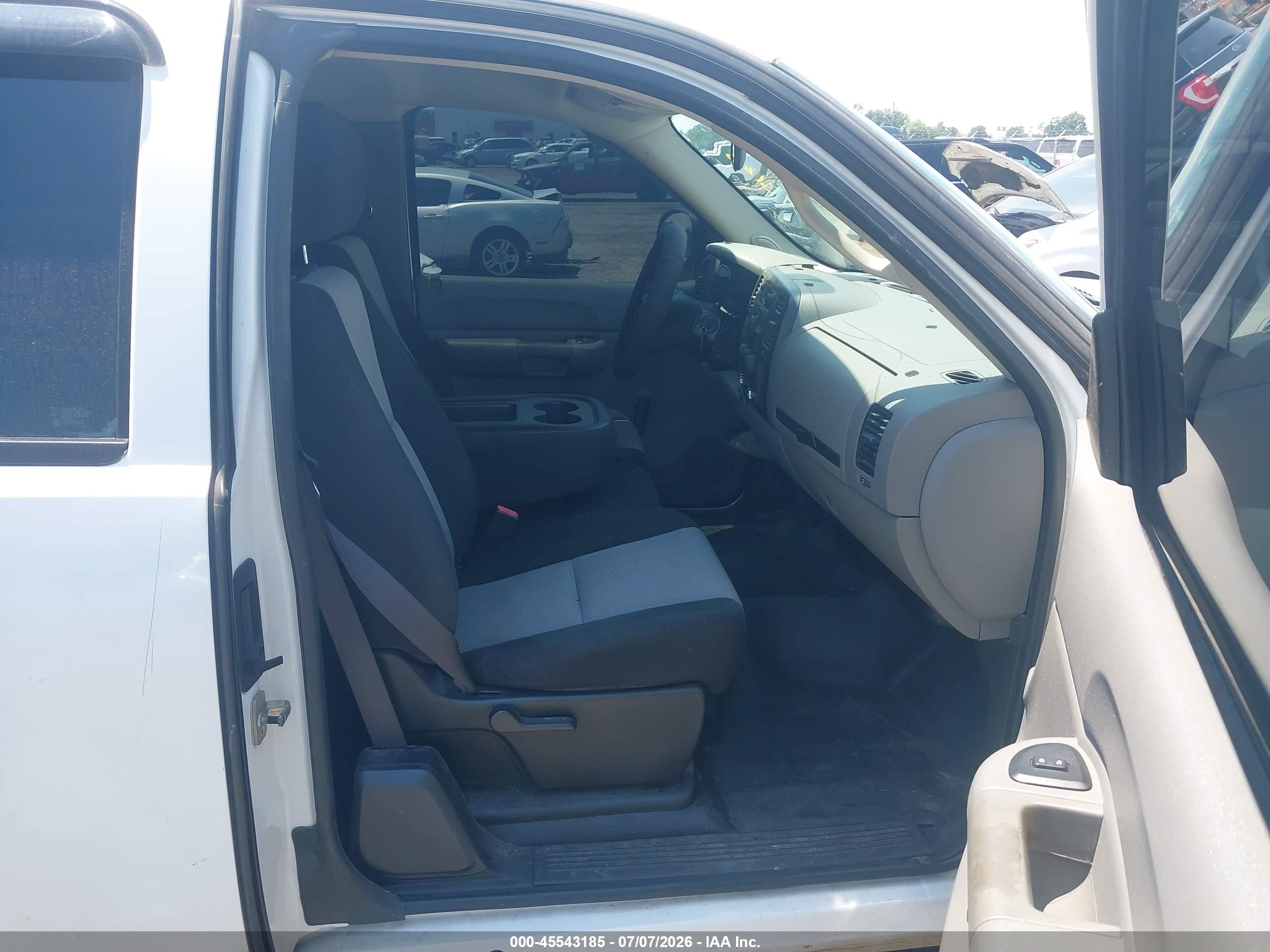 2009 Chevrolet Silverado 1500 Work Truck White vin: 1GCEC19C49Z261642