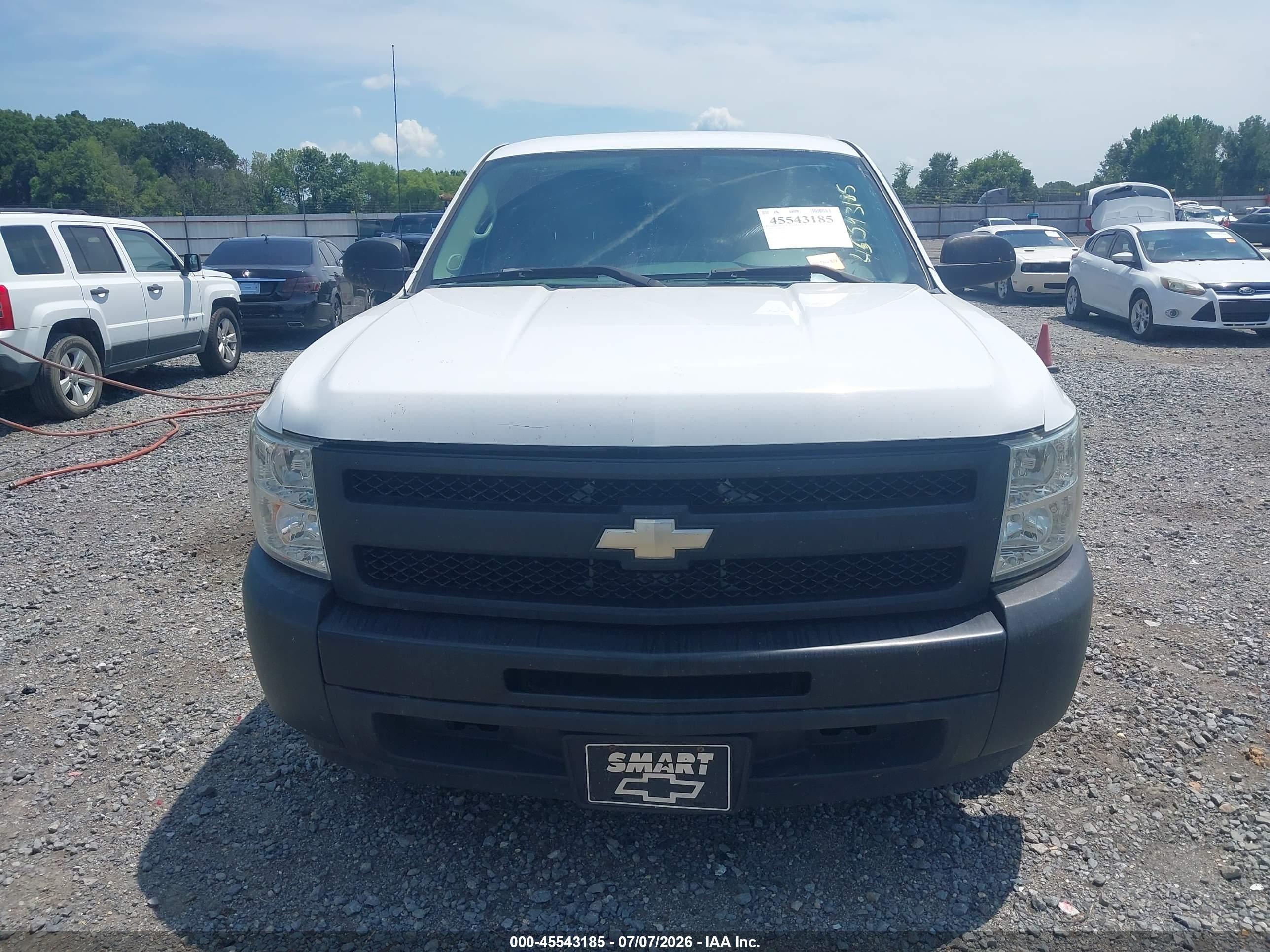 2009 Chevrolet Silverado 1500 Work Truck White vin: 1GCEC19C49Z261642