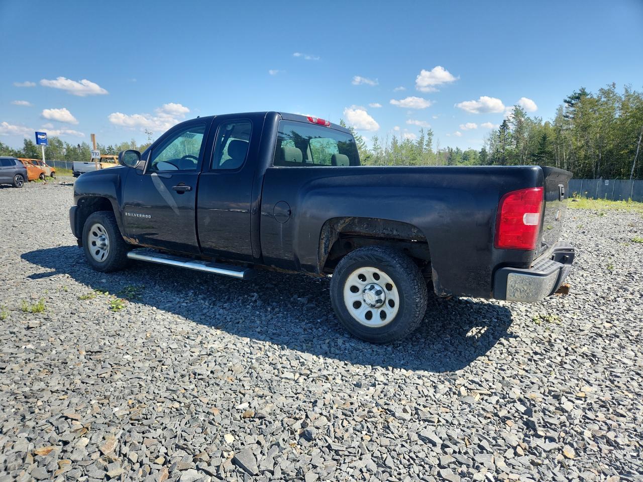 2009 Chevrolet Silverado C1500 Black vin: 1GCEC19C69Z244826 Damage: Left Bed Side, Corrosion, > 12 Inches