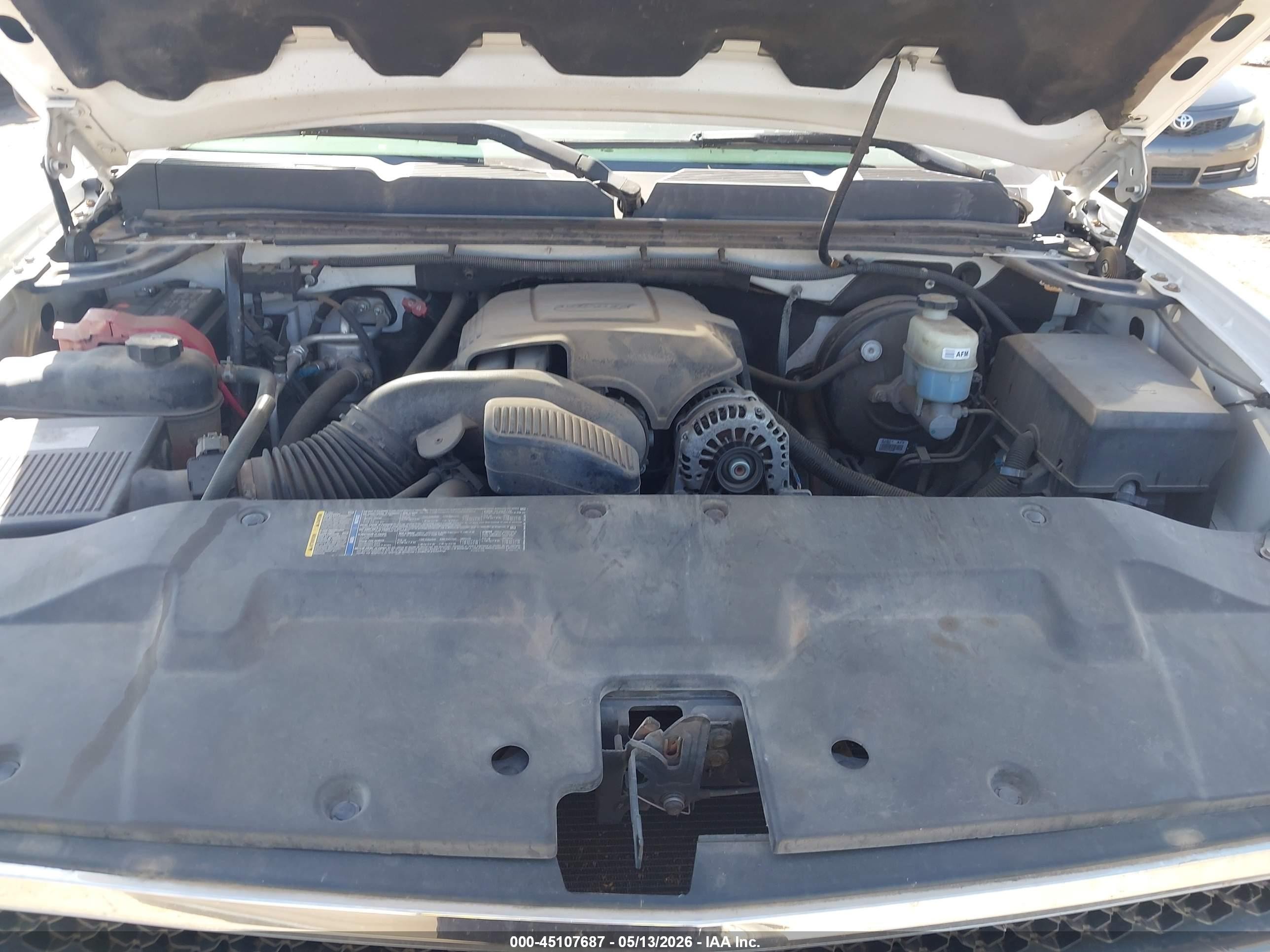 2009 Chevrolet Silverado 1500 Ls Белый vin: 1GCEC19C89Z288603