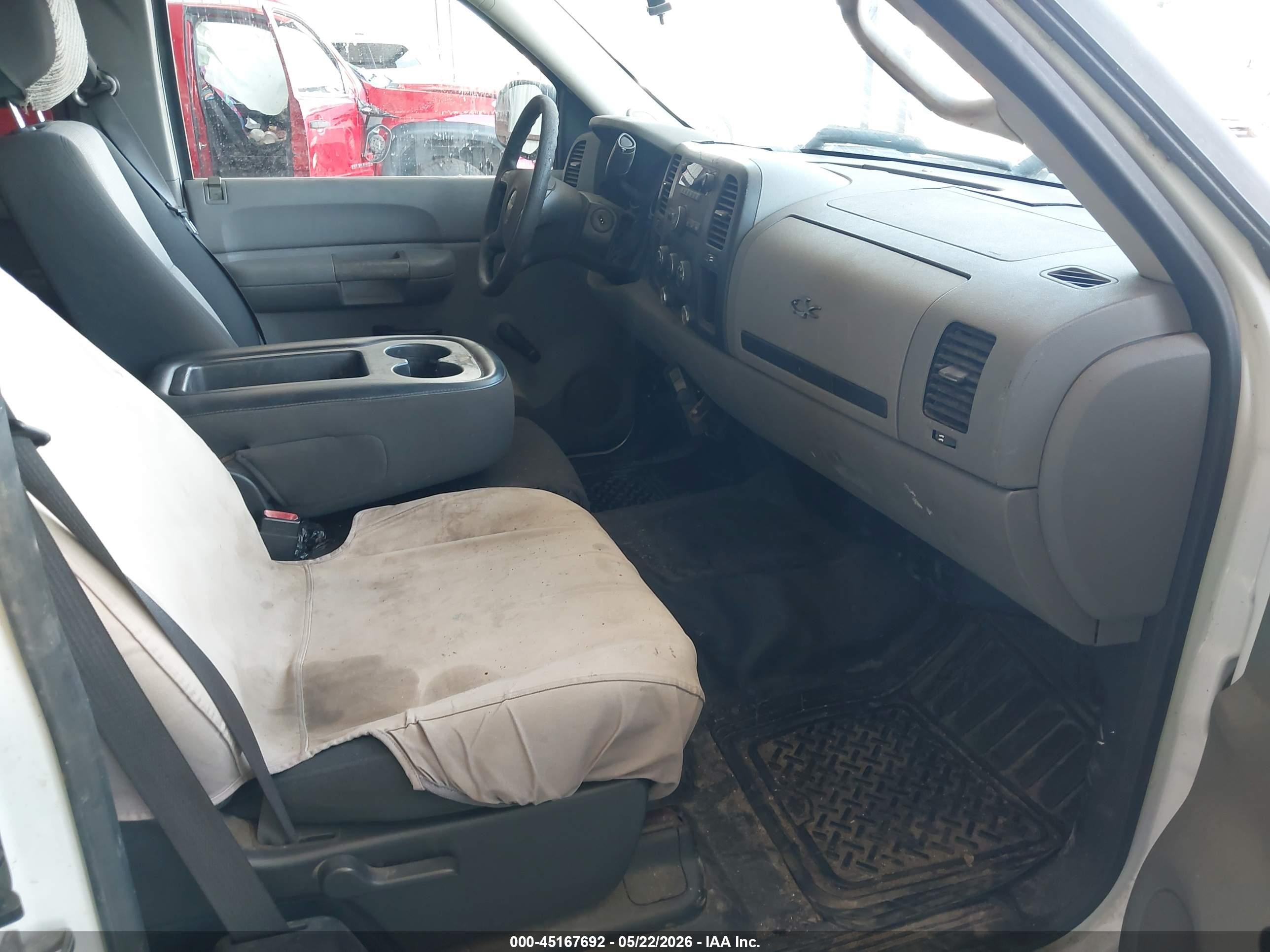2007 Chevrolet Silverado 1500 Work Truck White vin: 1GCEC19C97Z506190