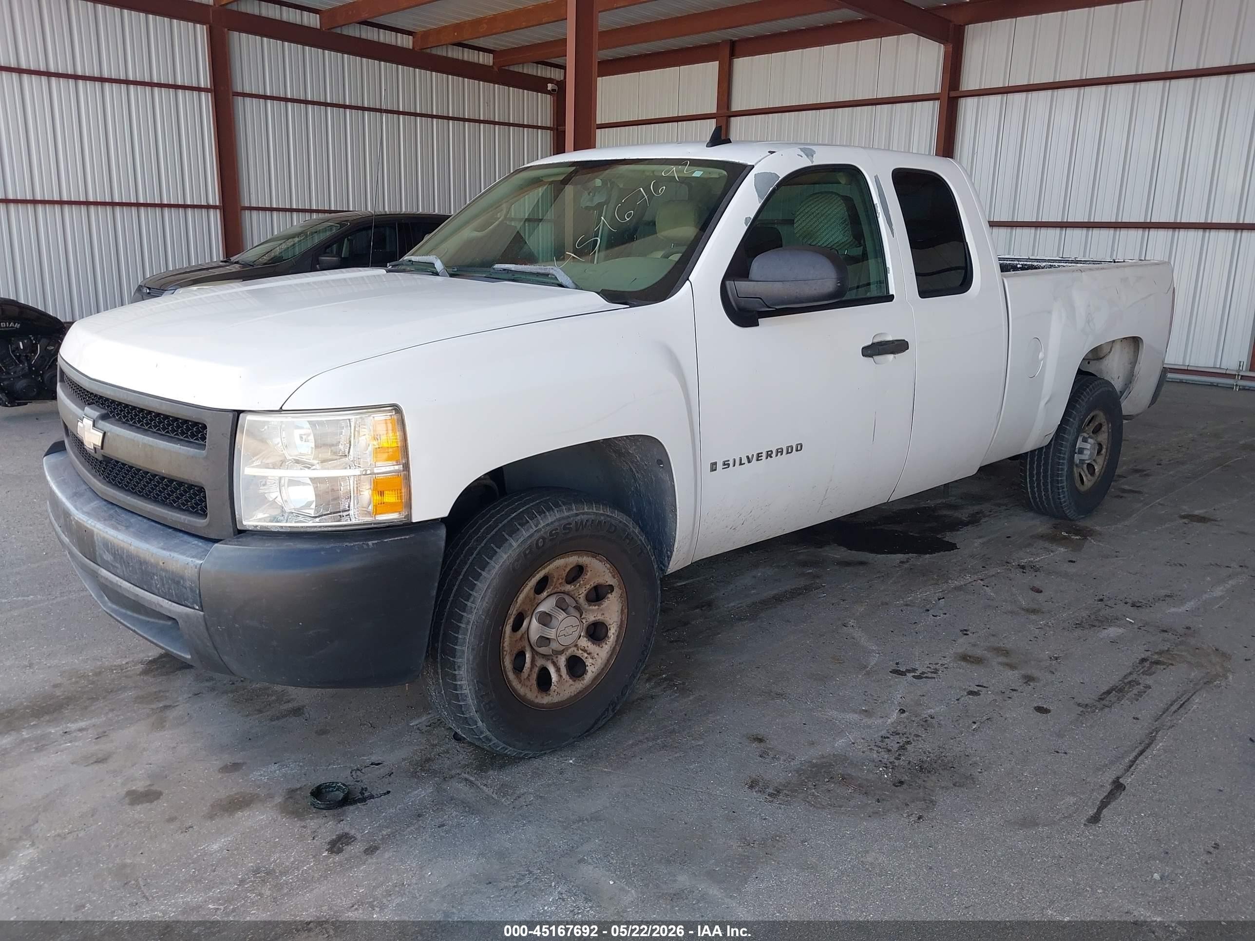 2007 Chevrolet Silverado 1500 Work Truck White vin: 1GCEC19C97Z506190