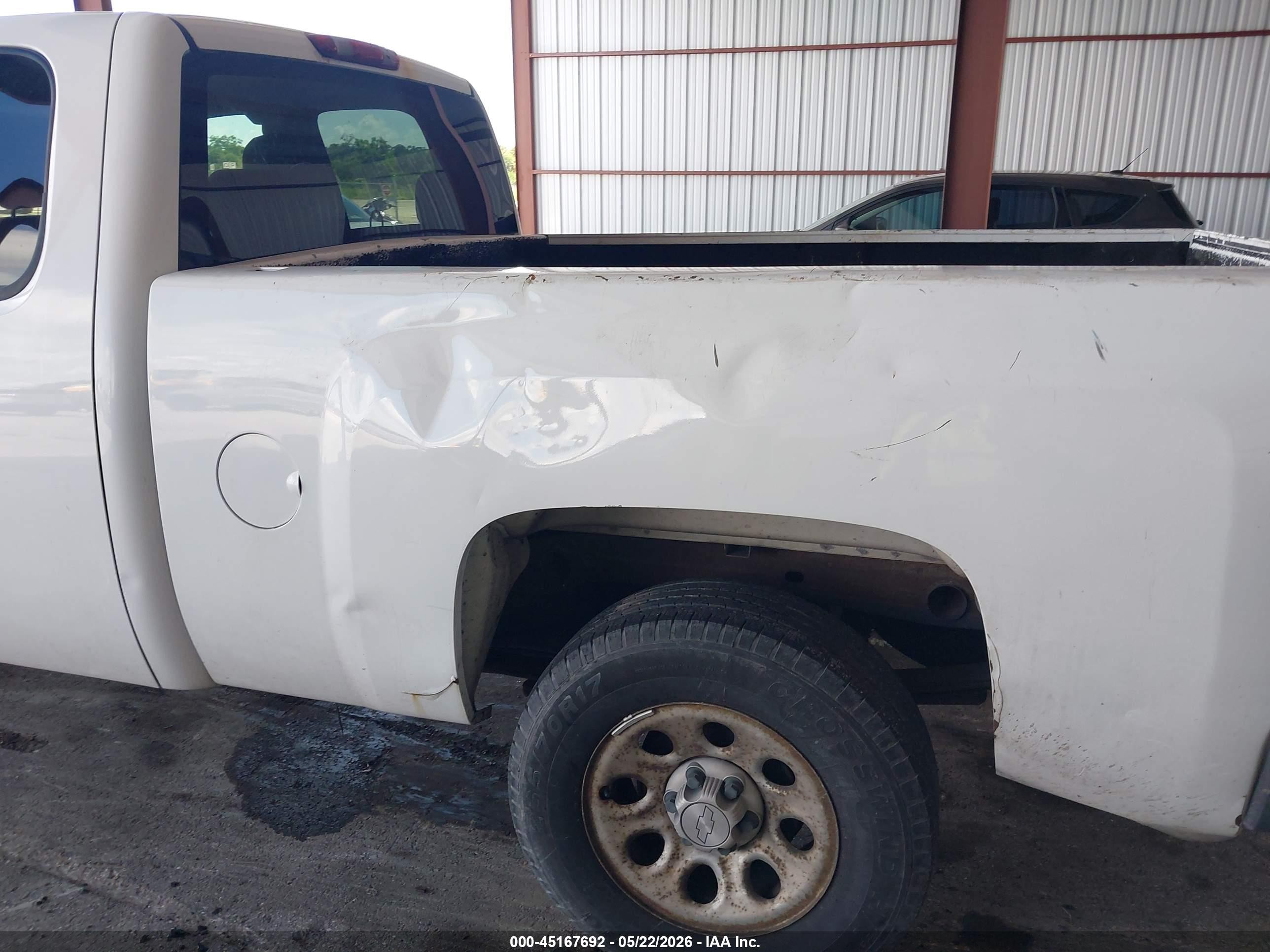 2007 Chevrolet Silverado 1500 Work Truck White vin: 1GCEC19C97Z506190