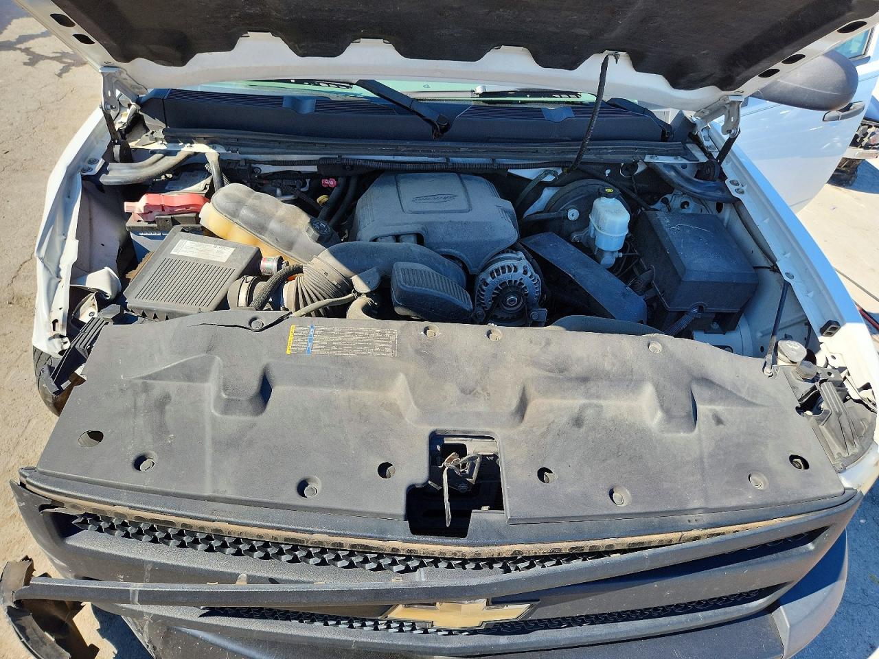 2007 Chevrolet Silverado C1500 White vin: 1GCEC19J17E601557