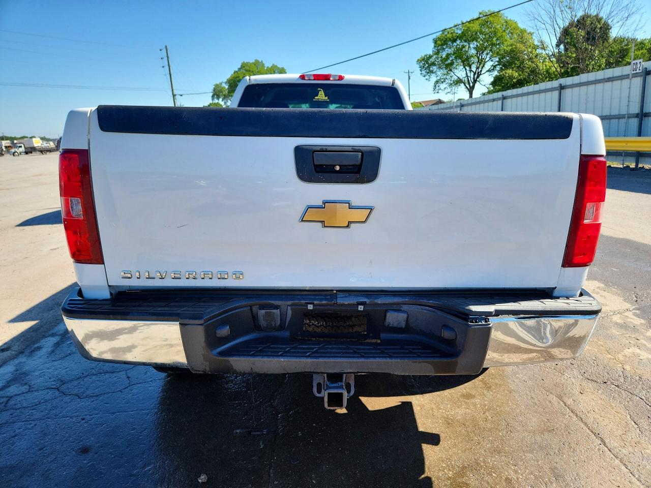 2007 Chevrolet Silverado C1500 White vin: 1GCEC19J17E601557