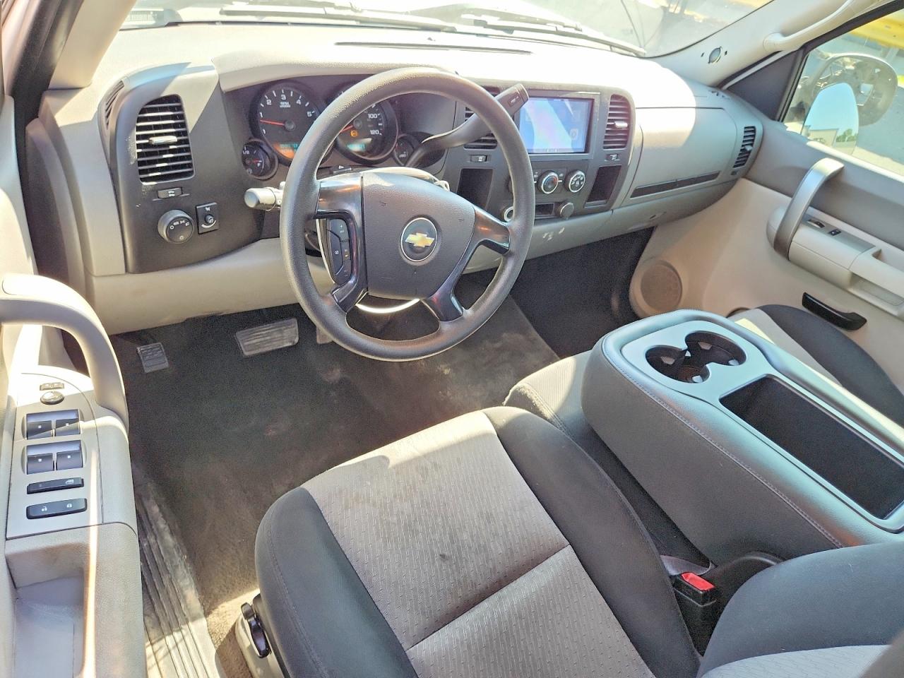 2007 Chevrolet Silverado C1500 White vin: 1GCEC19J17E601557